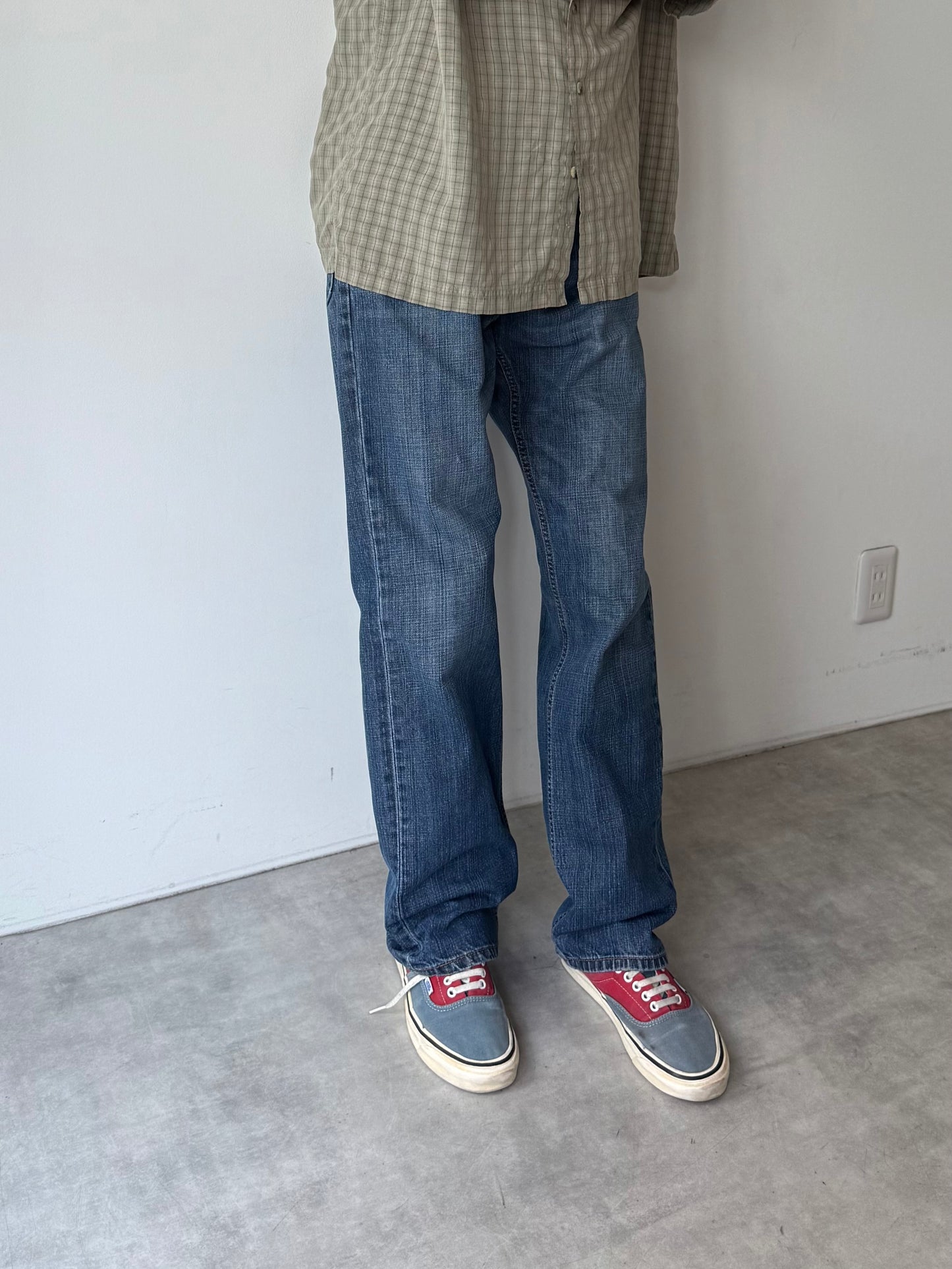 00's Levi's 559 denim pants
