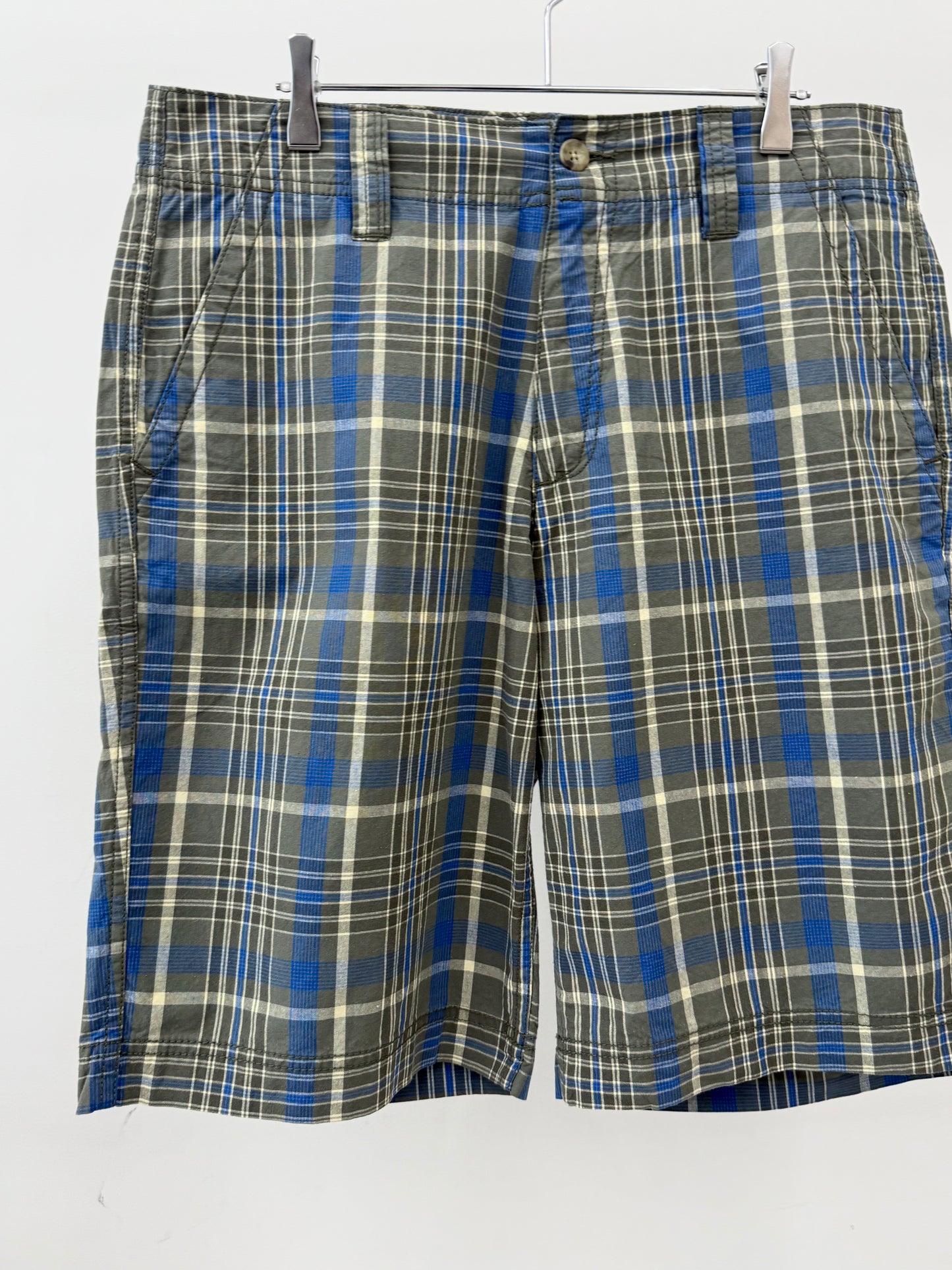 00' OLD NAVY shorts "DEAD STOCK"