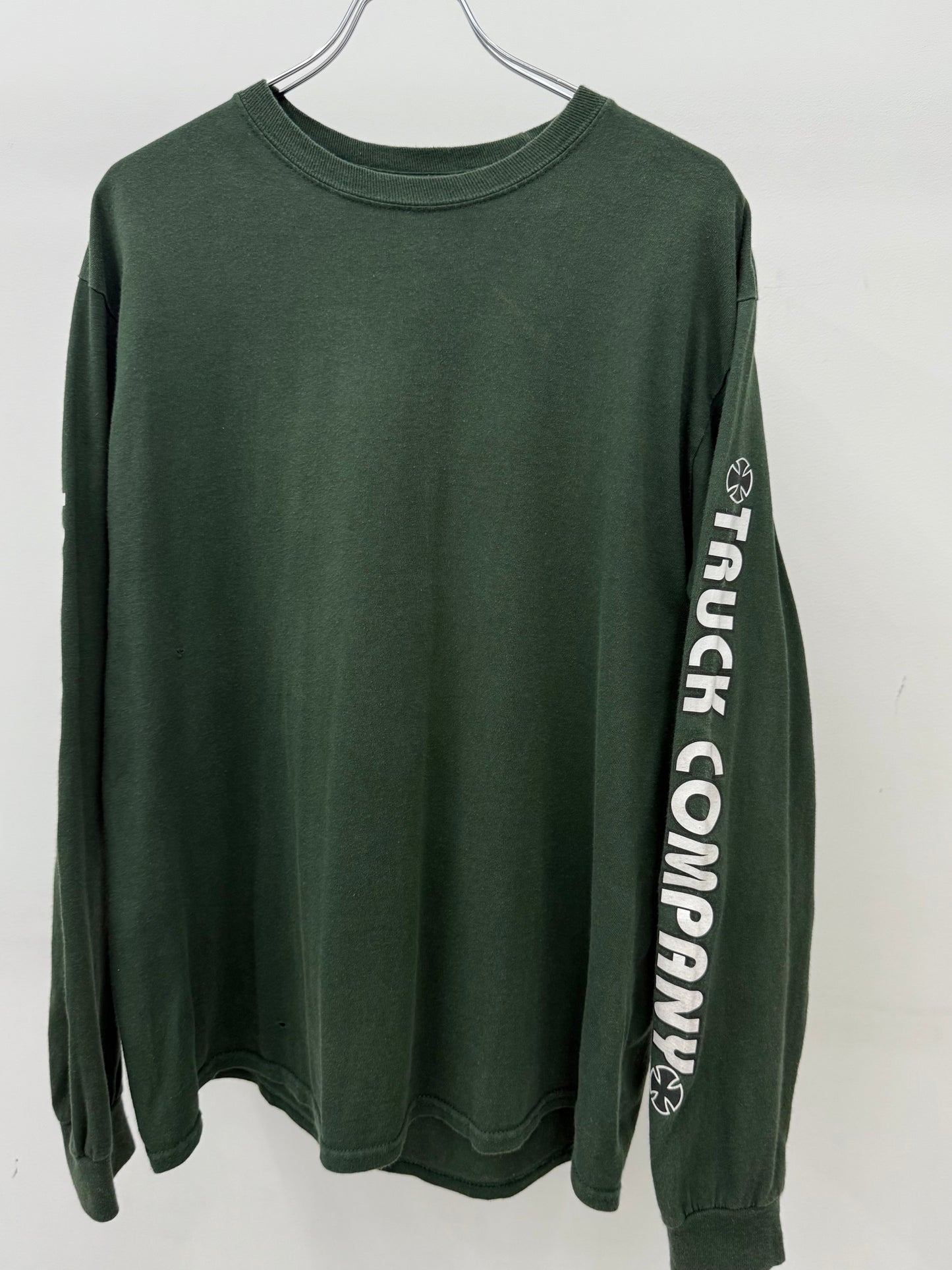 00's independent L/S t-shirt