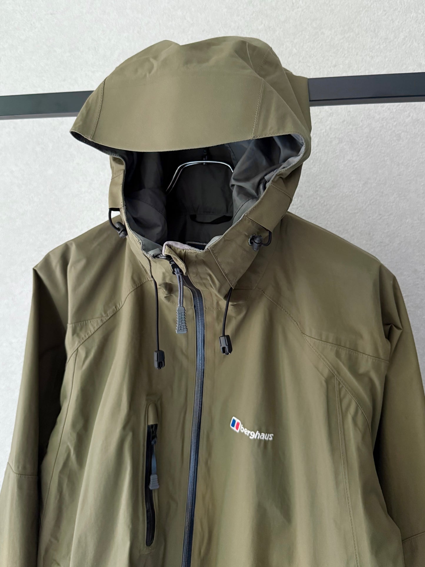 00's berghaus nylon jacket