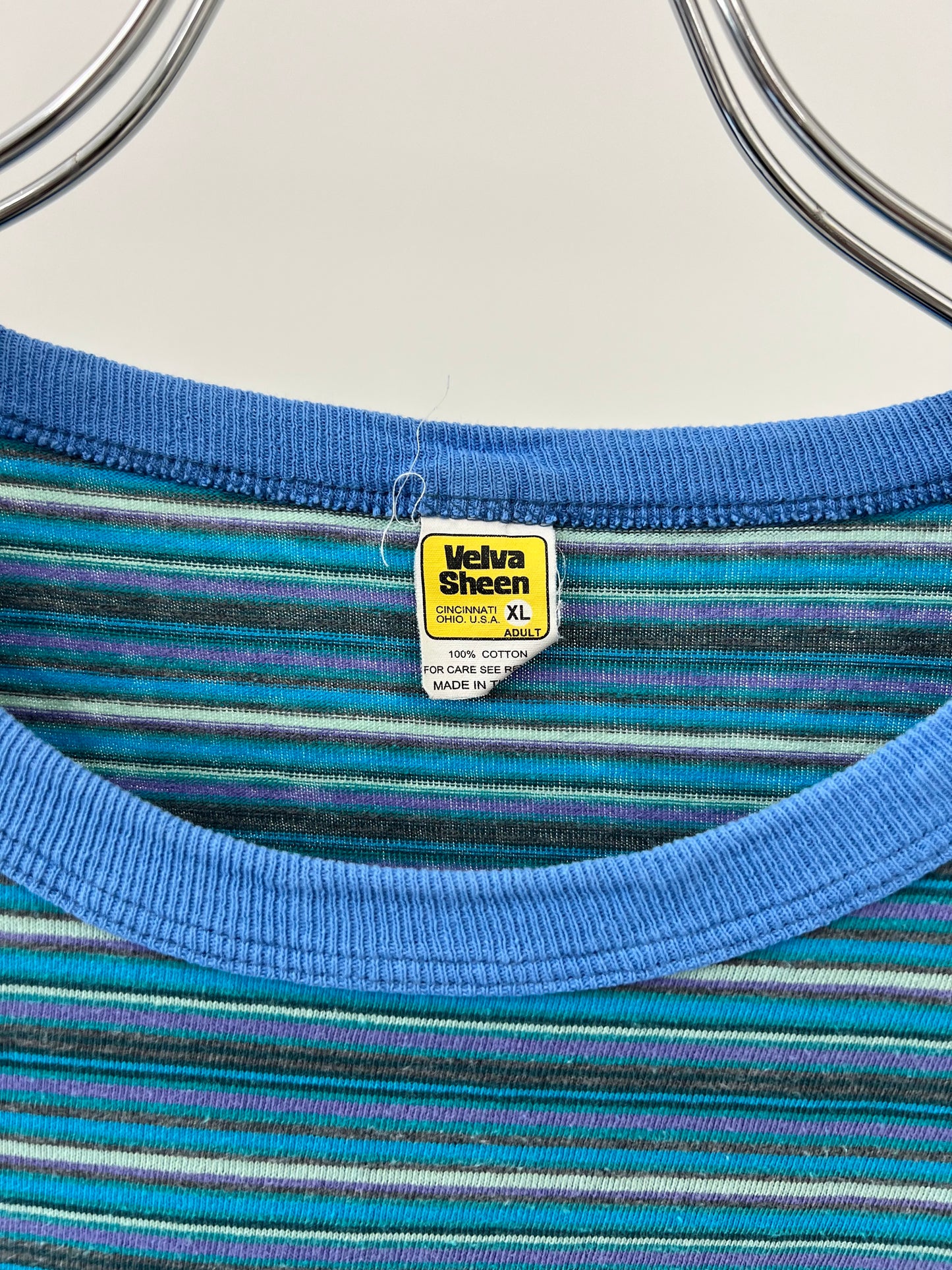 80's Velva Sheen border t-shirt