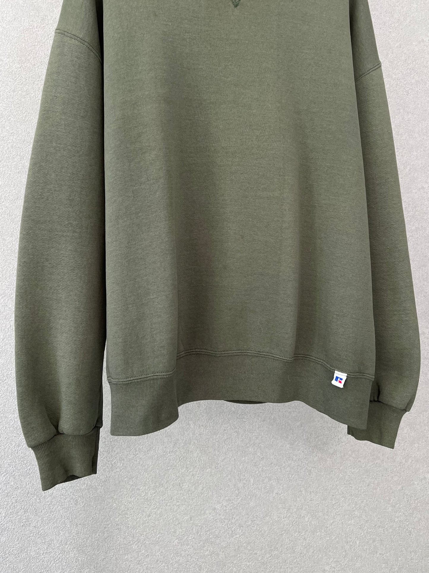 90's RUSSELL sweater "Made in USA"