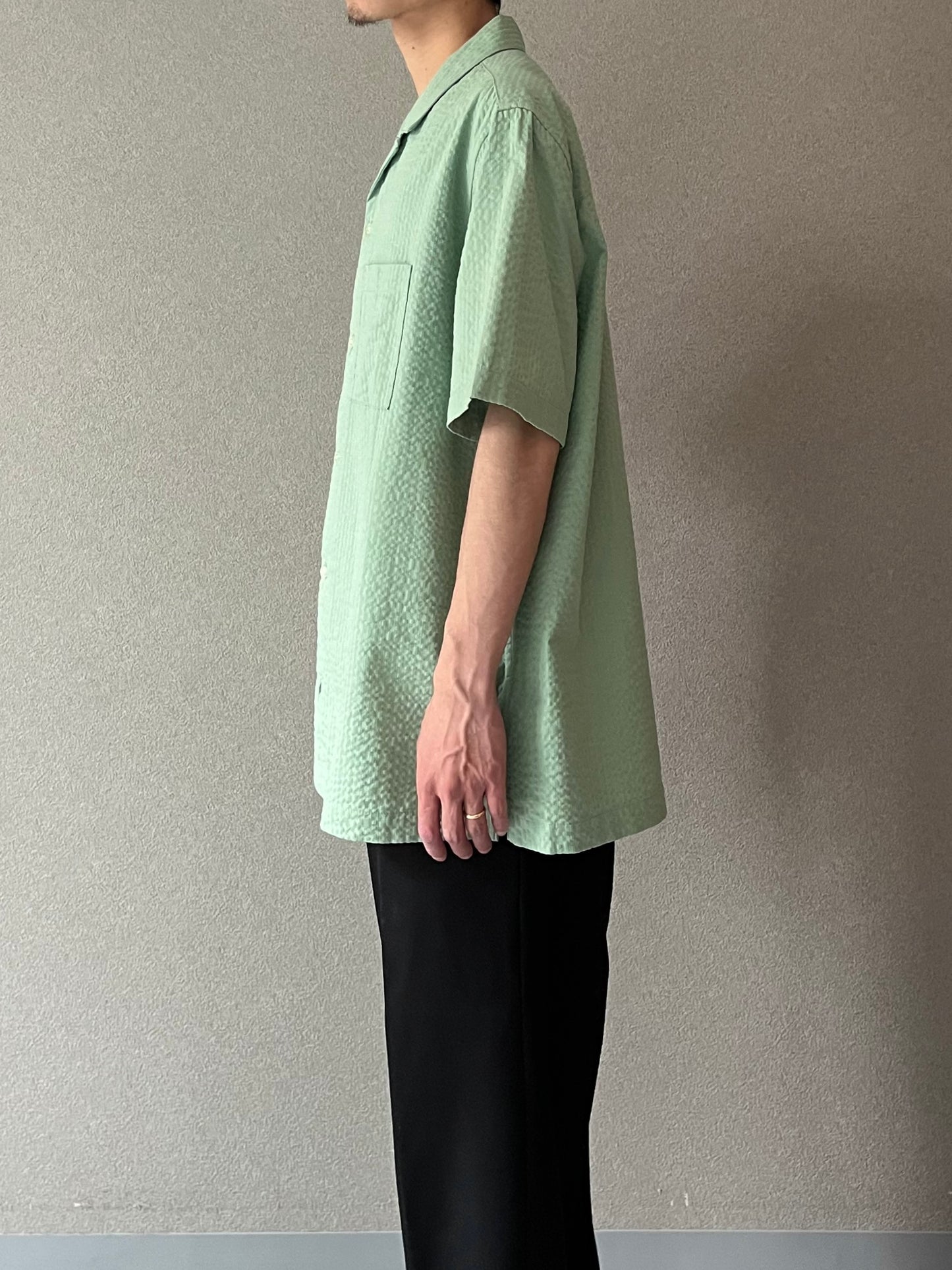 00's GAP open collar seersucker shirt