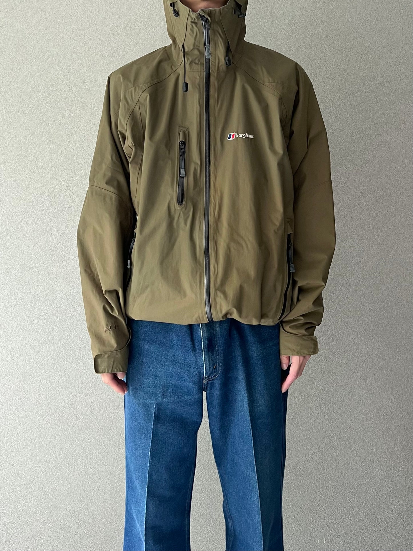 00's berghaus nylon jacket