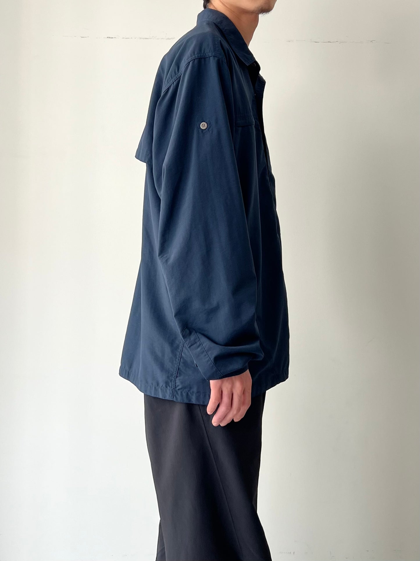 00's MOUNTAIN HARDWEAR nylon shirt