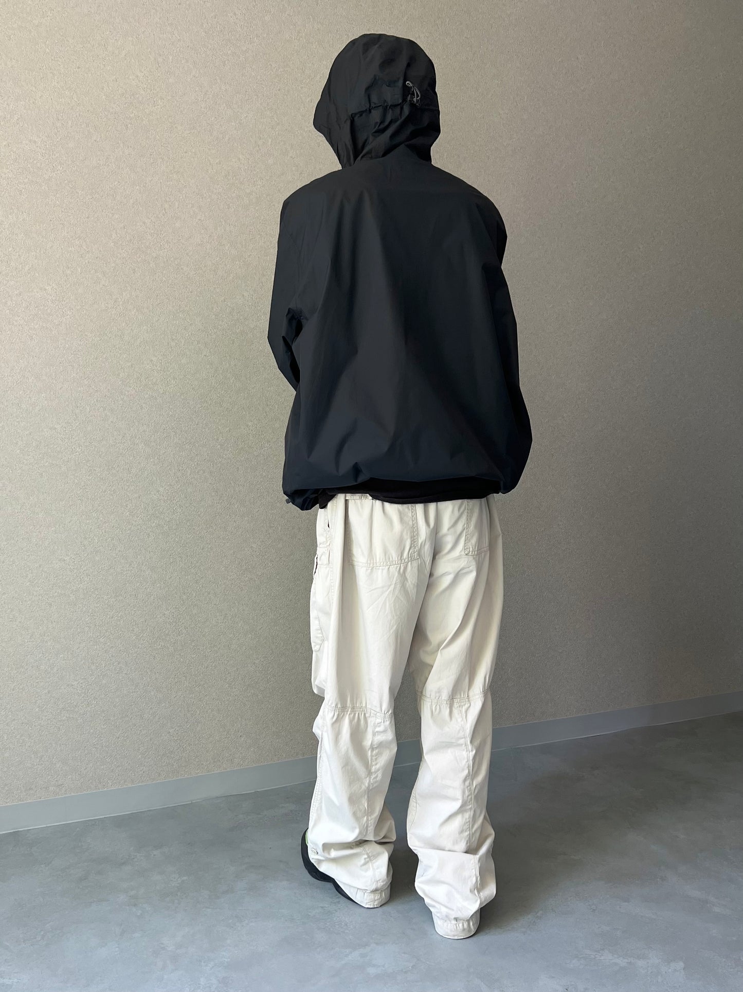 00's MOUNTAIN HARDWEAR nylon jacket