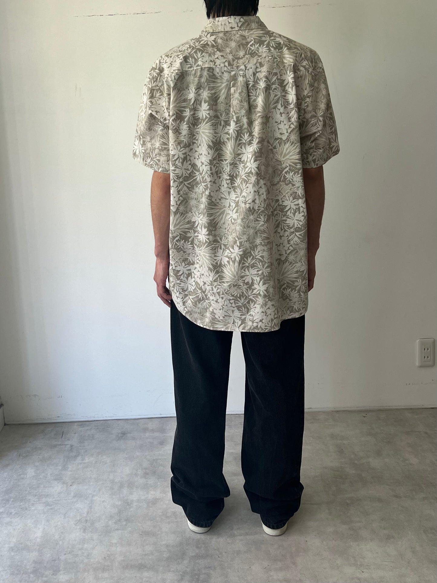 00's patagonia aroha shirt