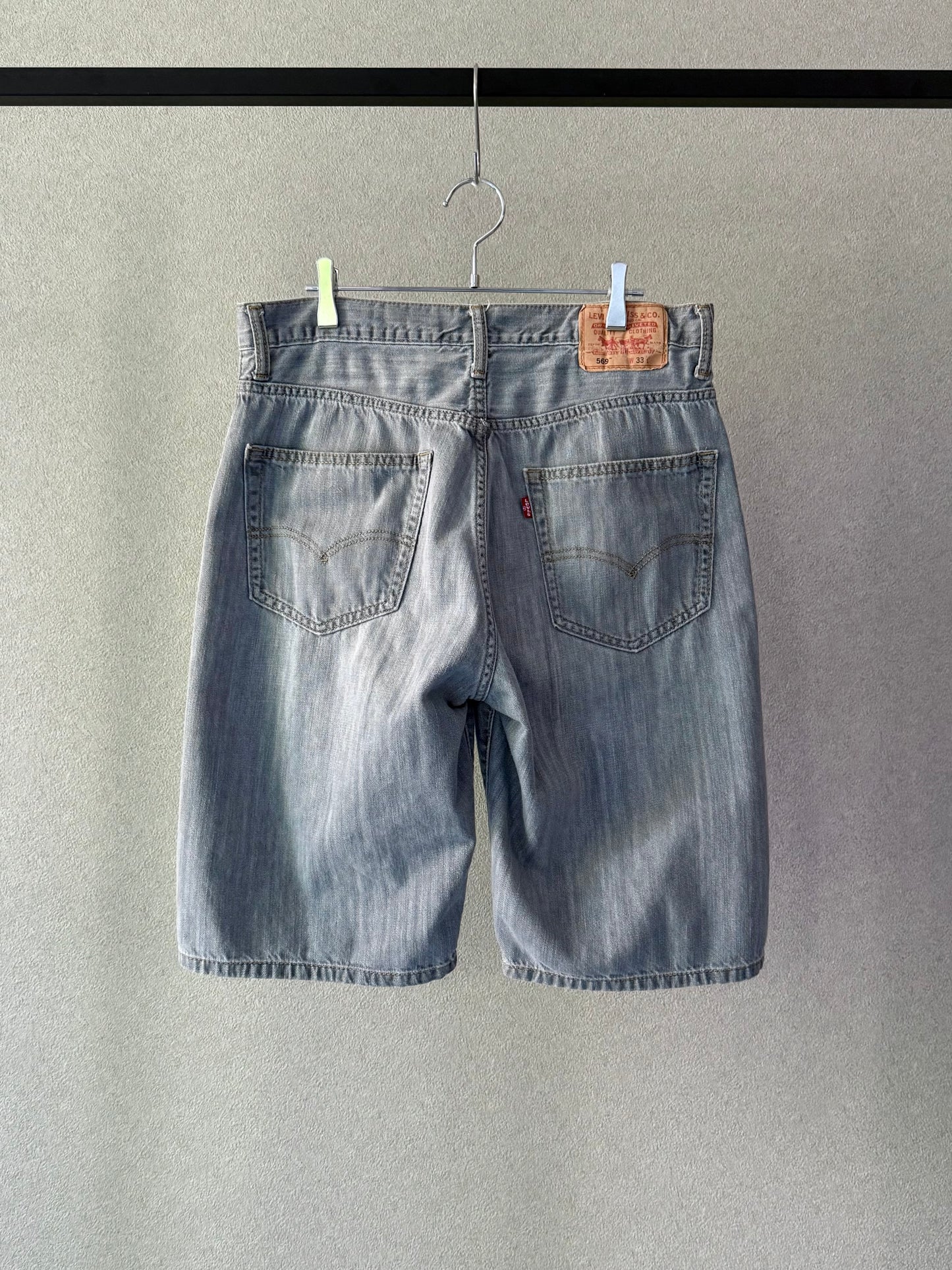 00's Levi's 569 denim shorts