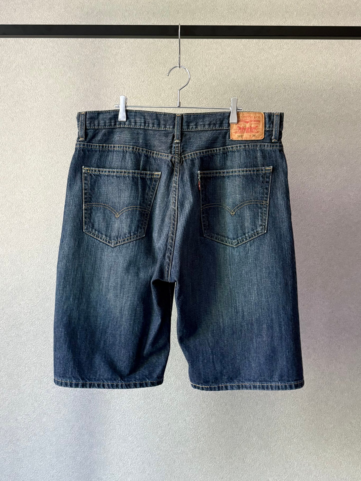 00's Levi's 569 denim shorts