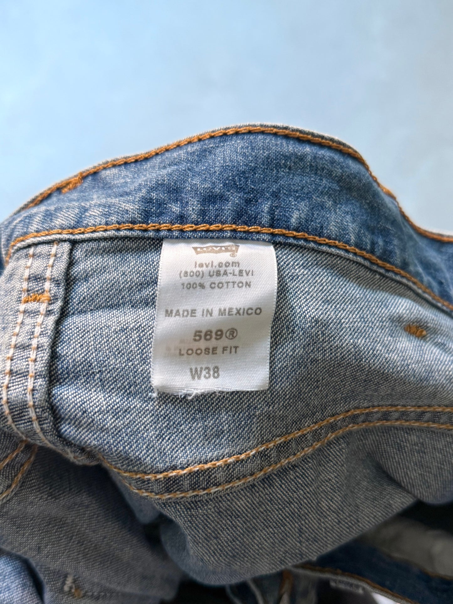 00's Levi's 569 denim shorts