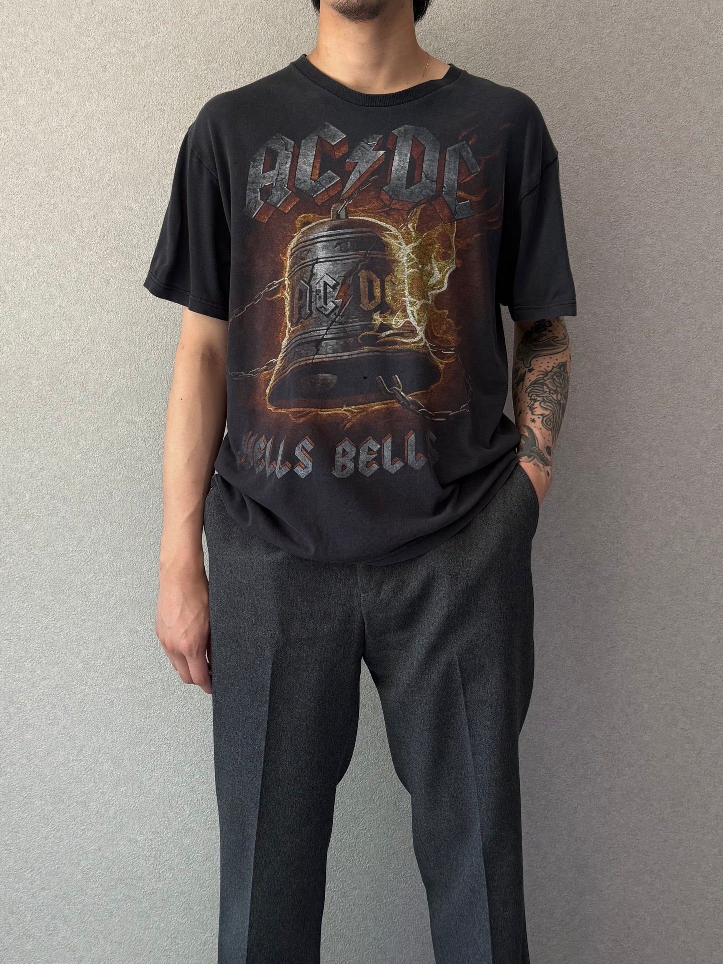 00's AC/DC music t-shirt "HELLS BELL"