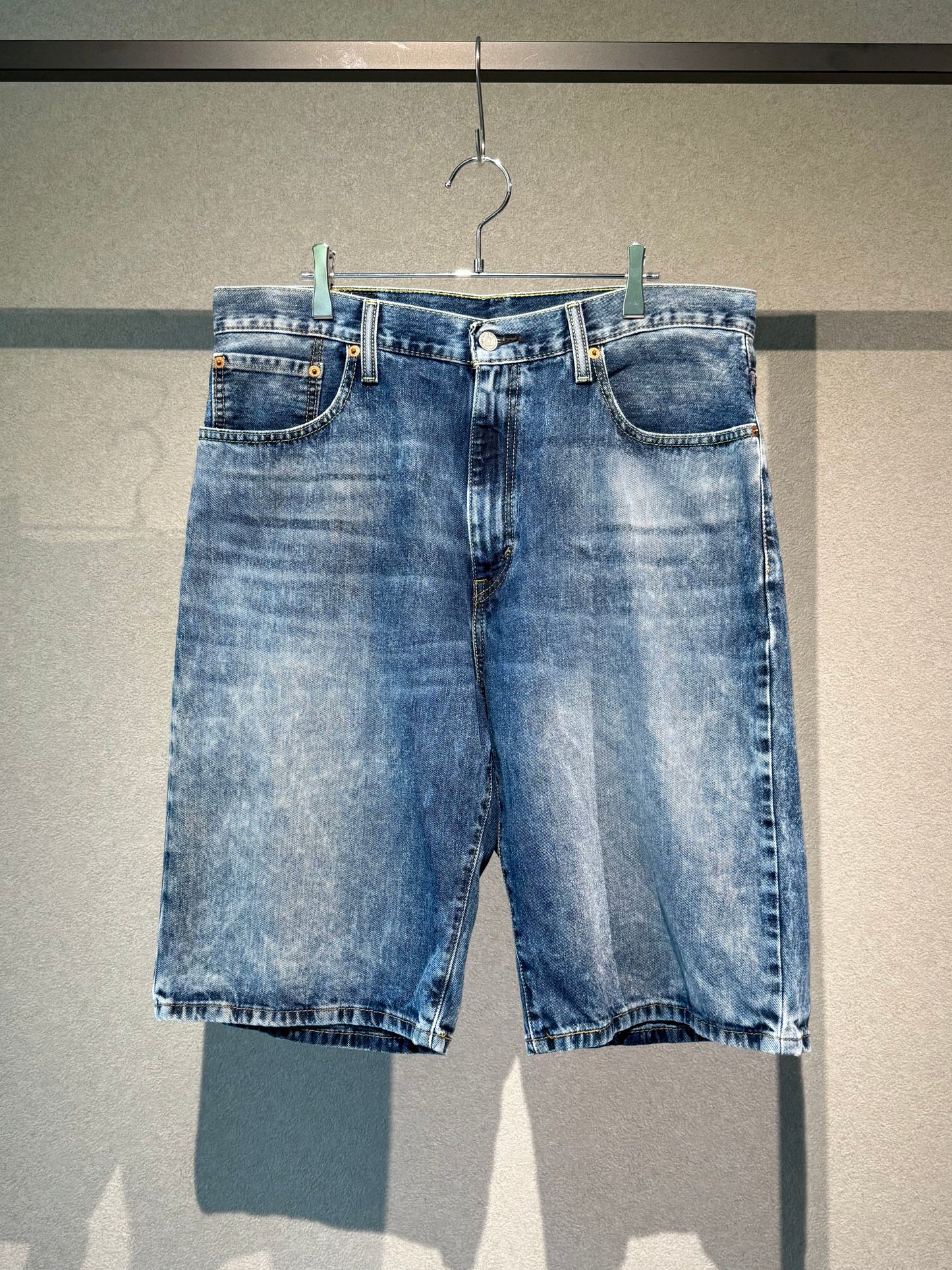 00's Levi's 569 denim shorts