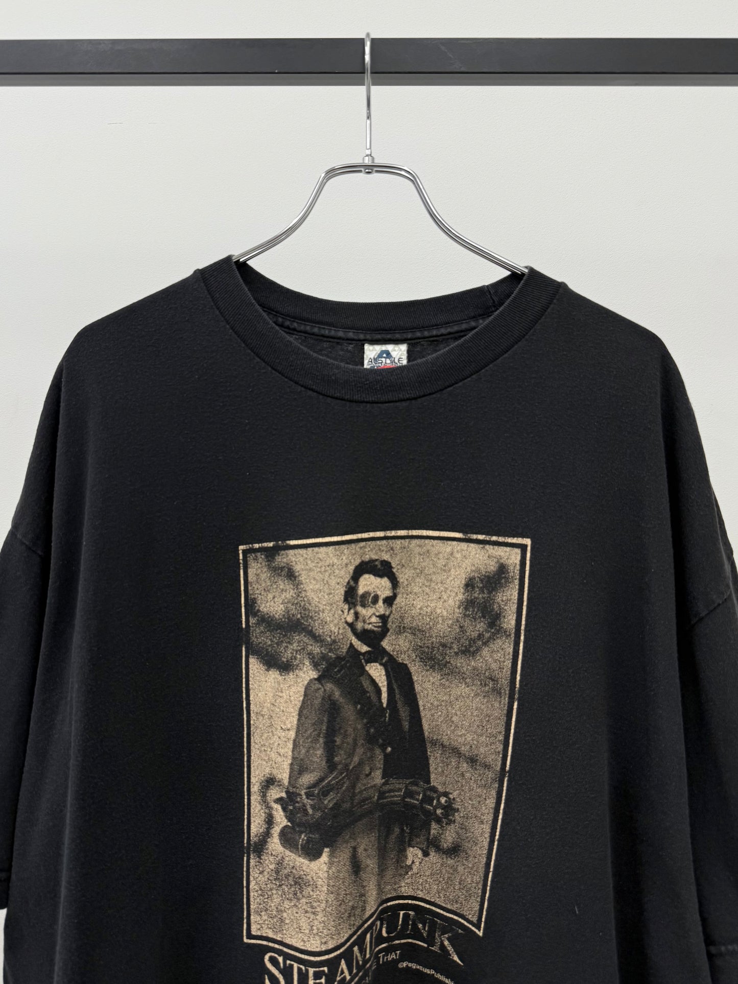00's Abraham Lincoln t-shirt