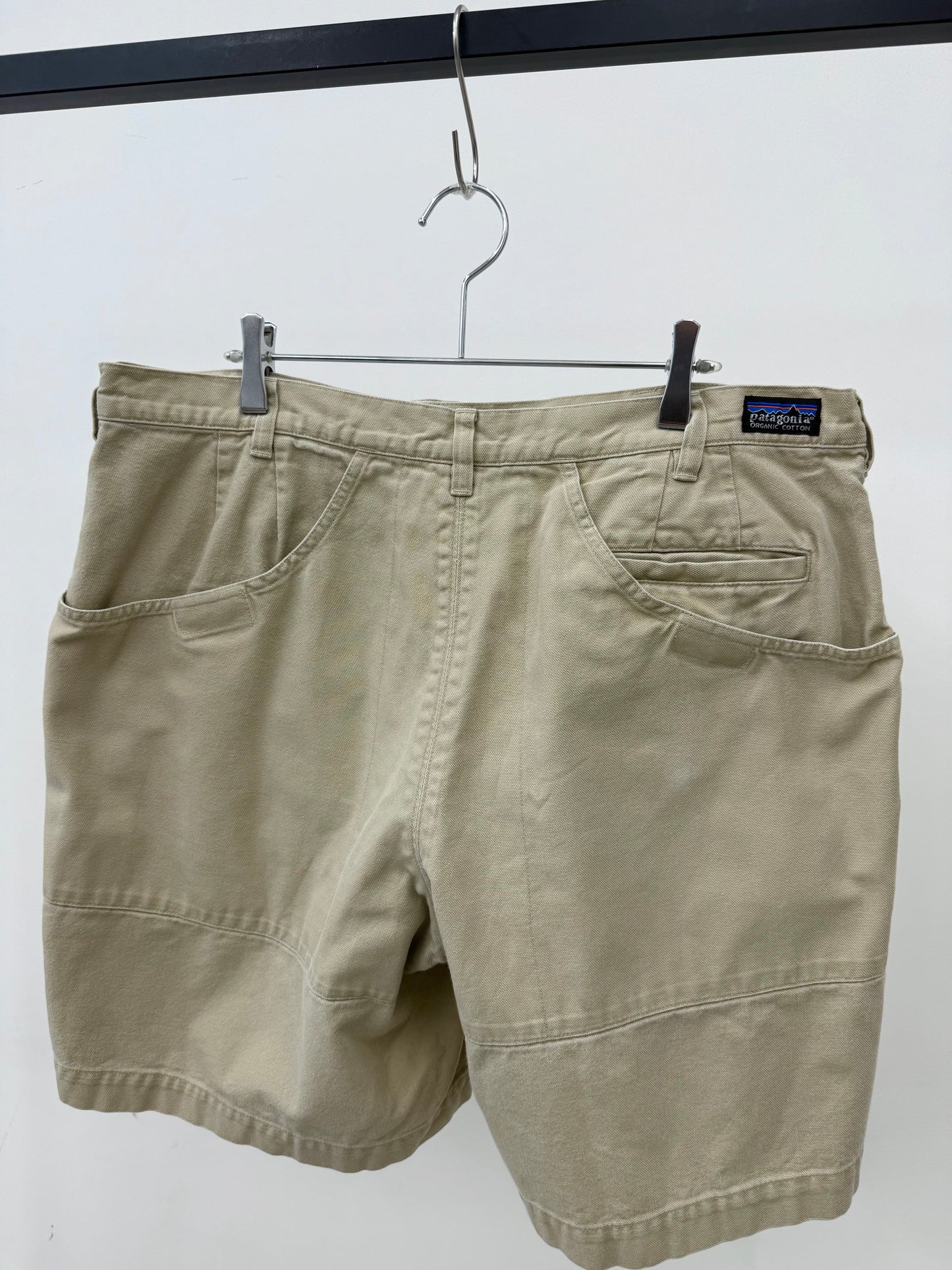 00"s patagonia work shorts
