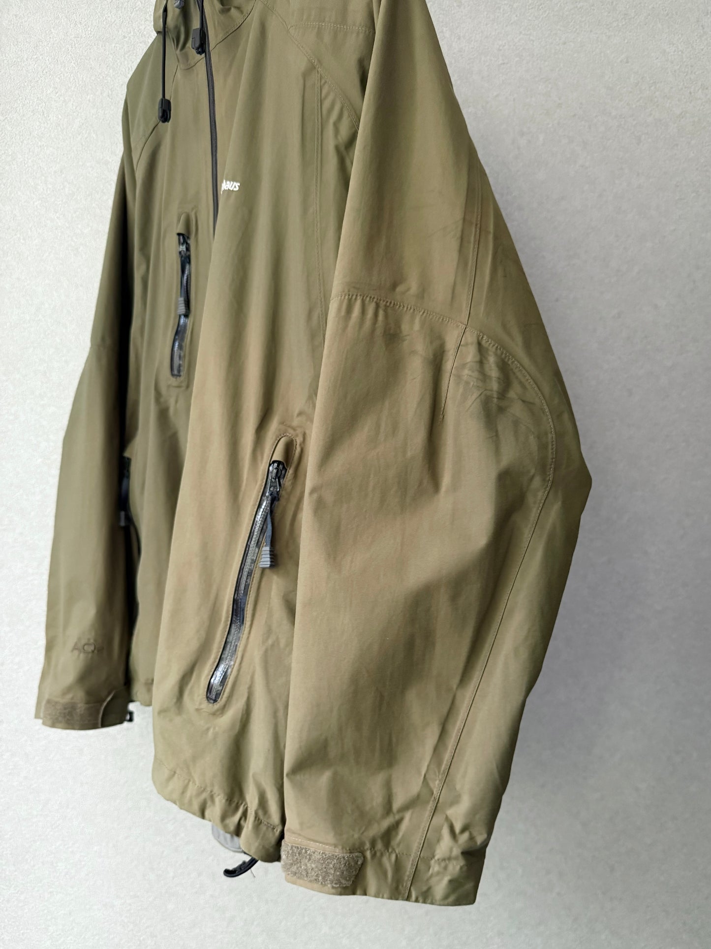 00's berghaus nylon jacket