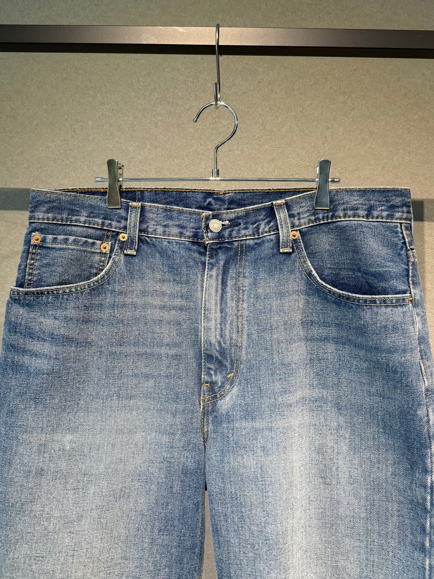 00's Levi's 569 denim shorts