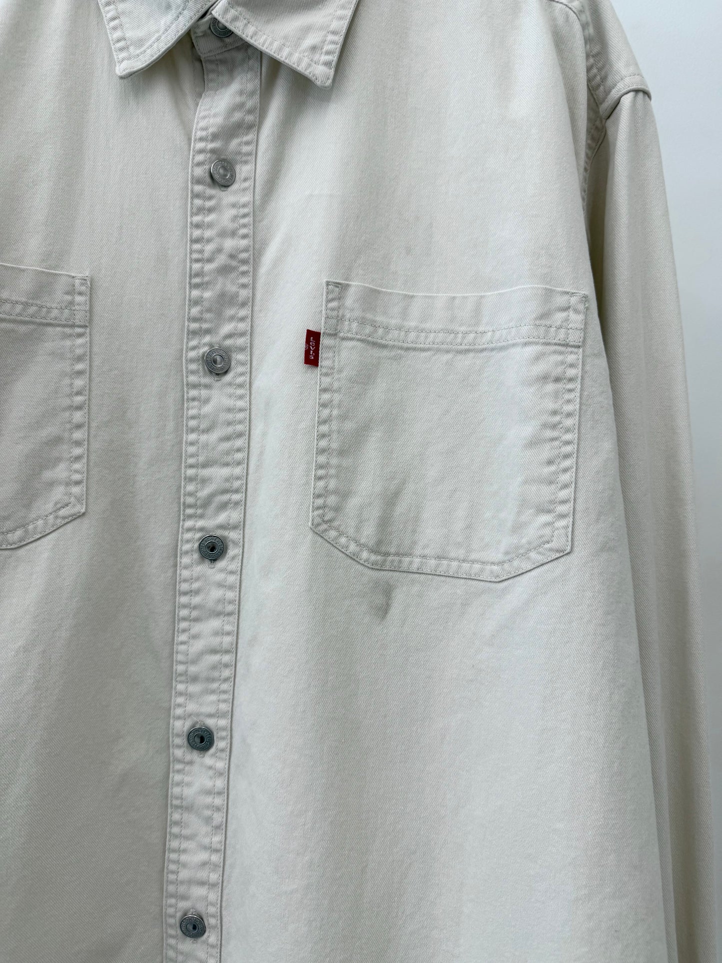 00's Levi's denim shirt