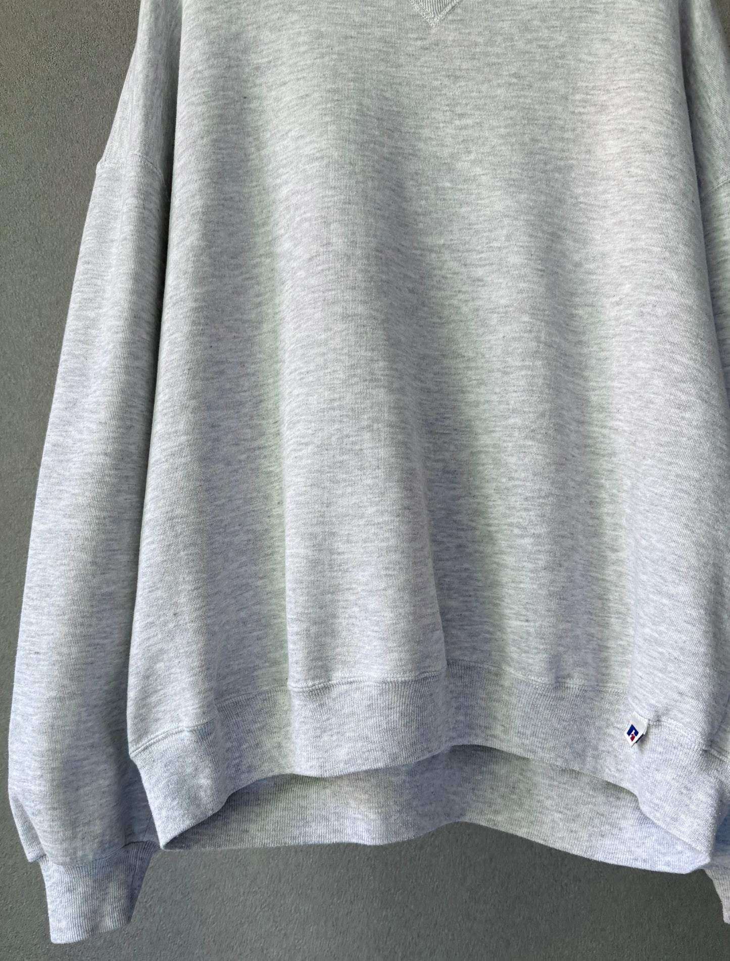 90's RUSSELL ATHLETIC sweater "Made in USA"