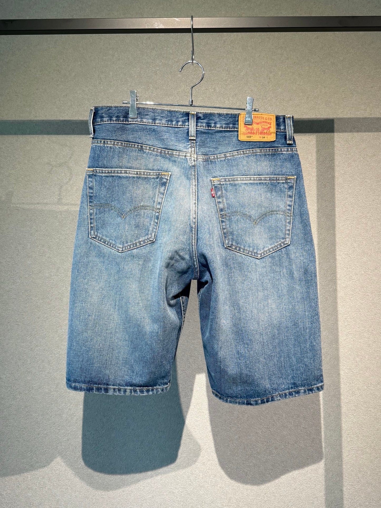 00's Levi's 569 denim shorts
