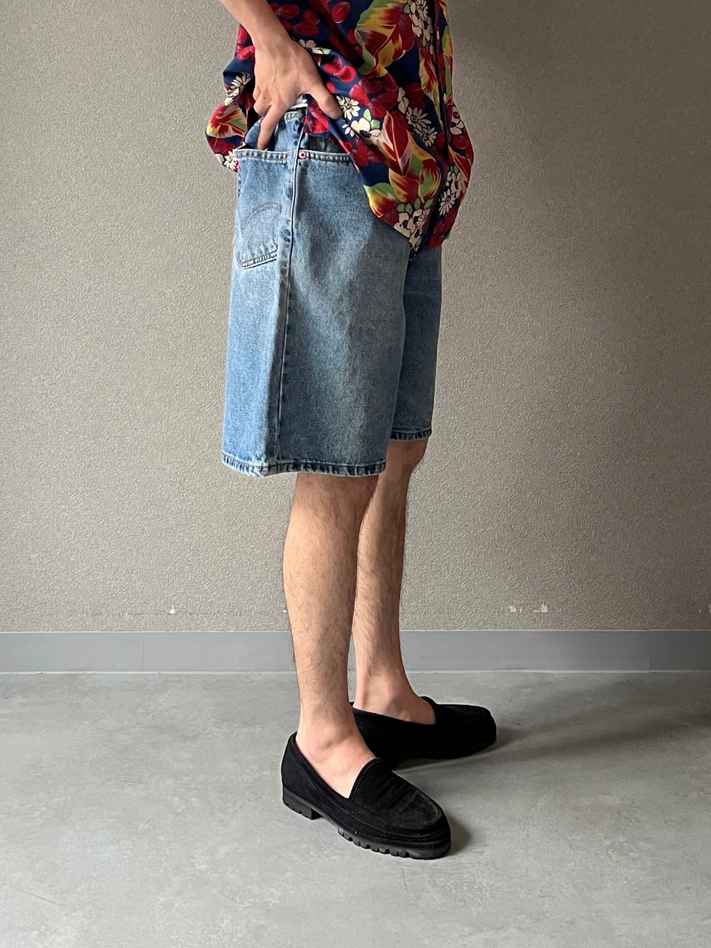 00's Levi's 550 denim shorts