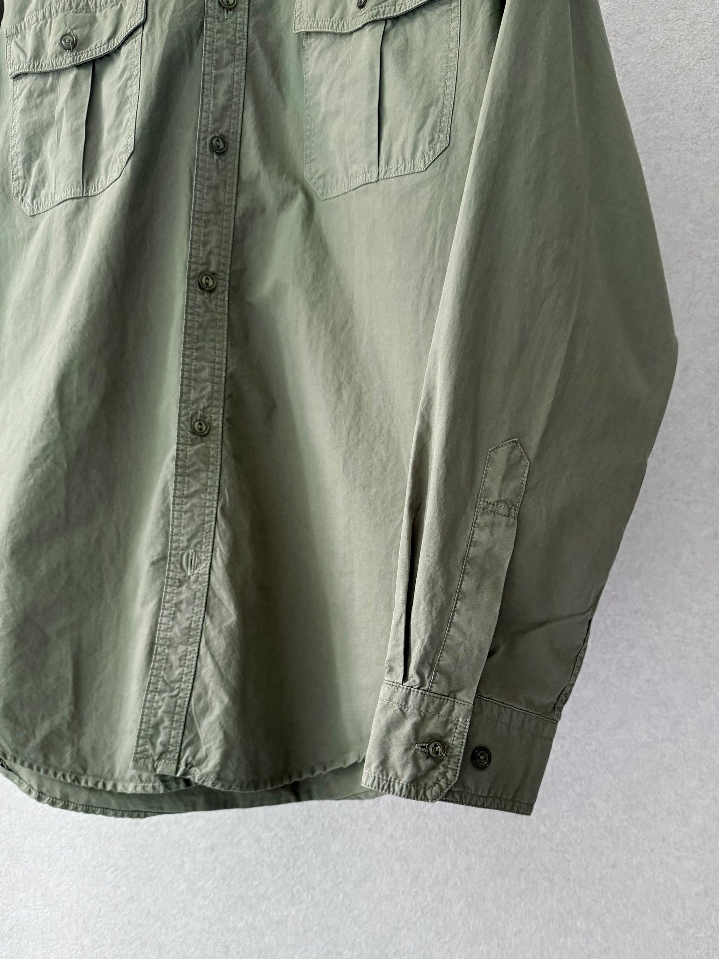 00's GAP work shirt