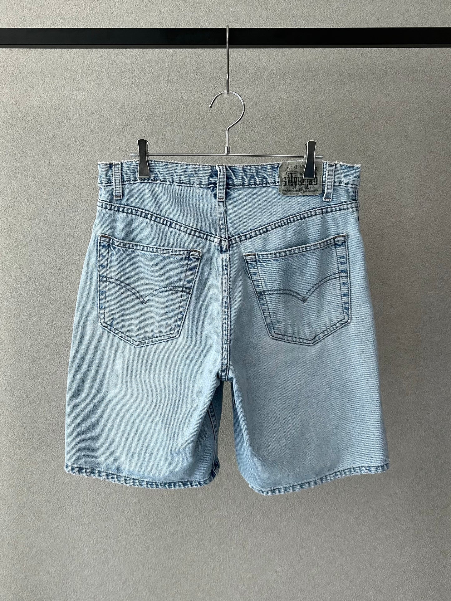 90's Levi's silverTab denim shorts "Relaxed"