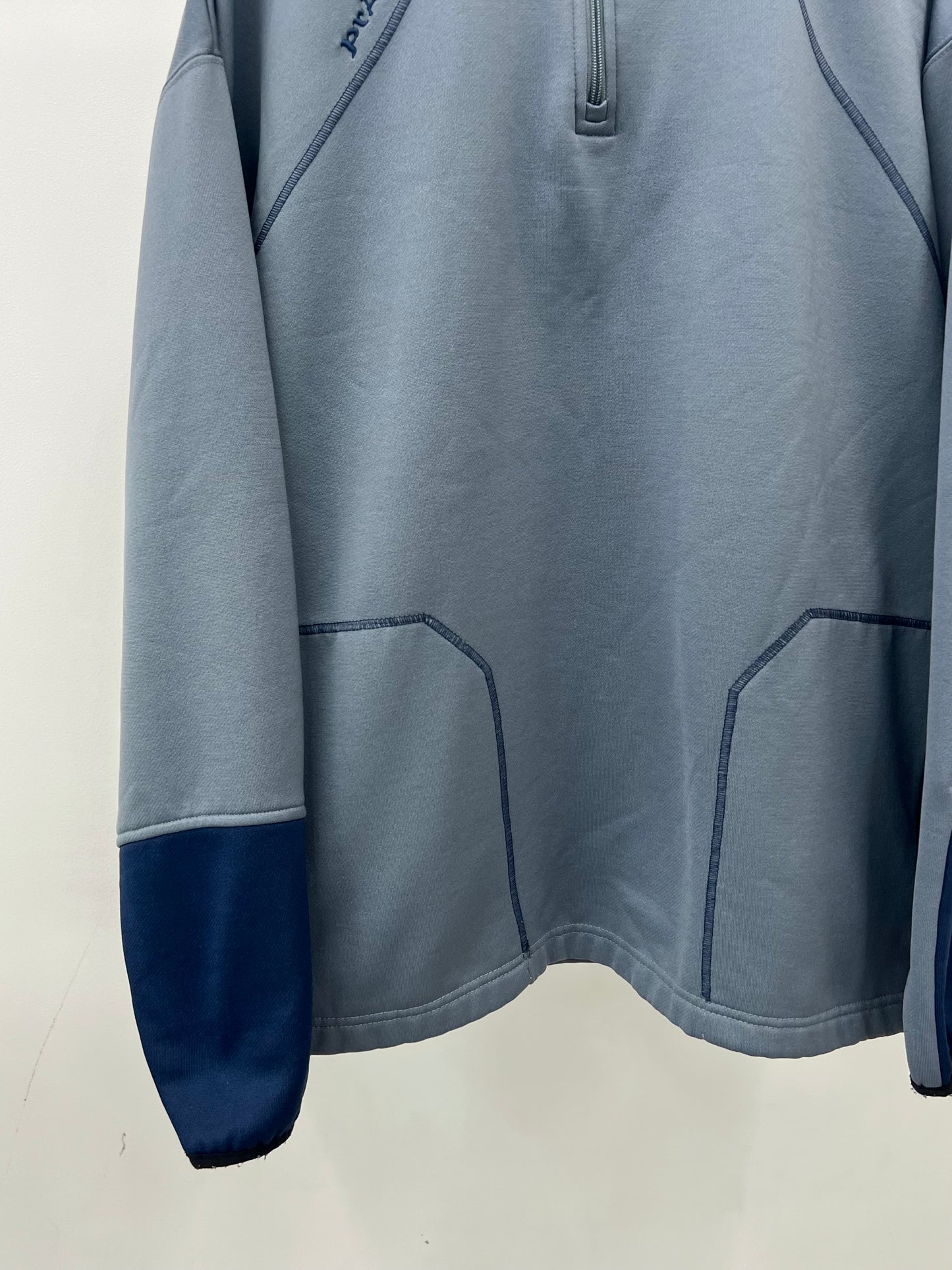00's prana softshell hoodie