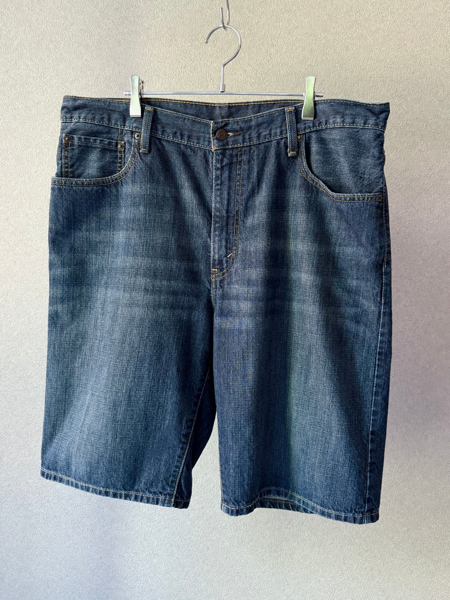 00's Levi's 569 denim shorts