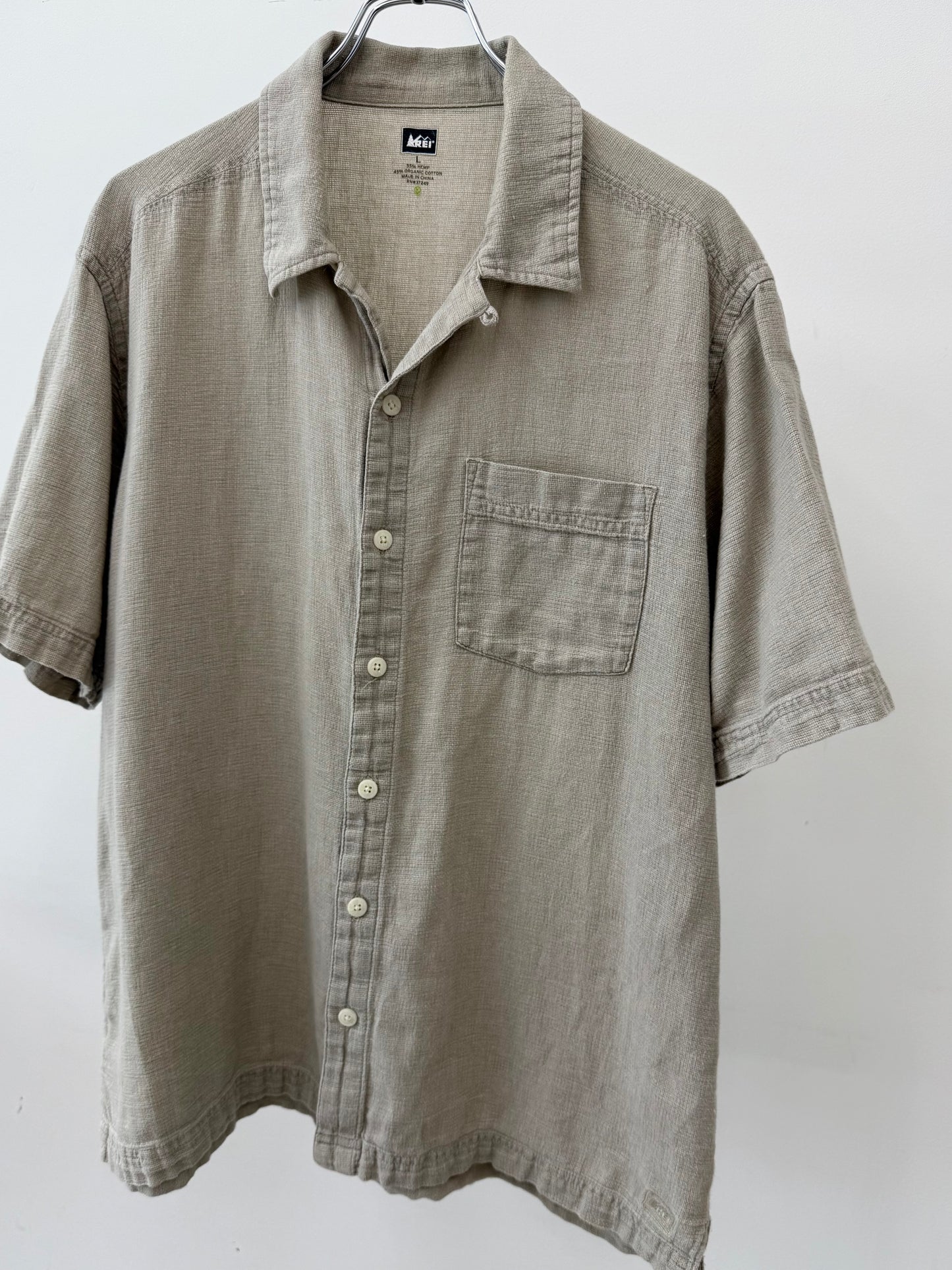 00's REI hemp open coller shirt