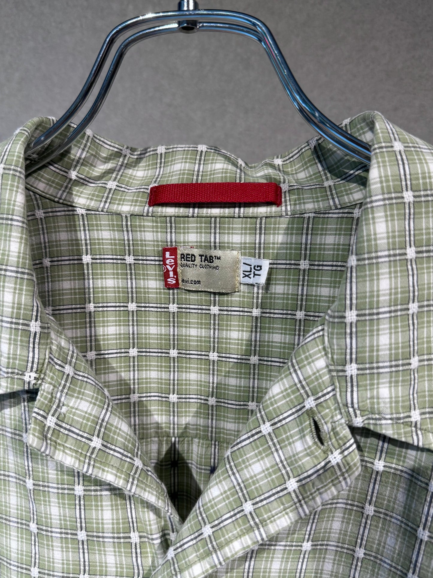 00's Levi's open collar shirt