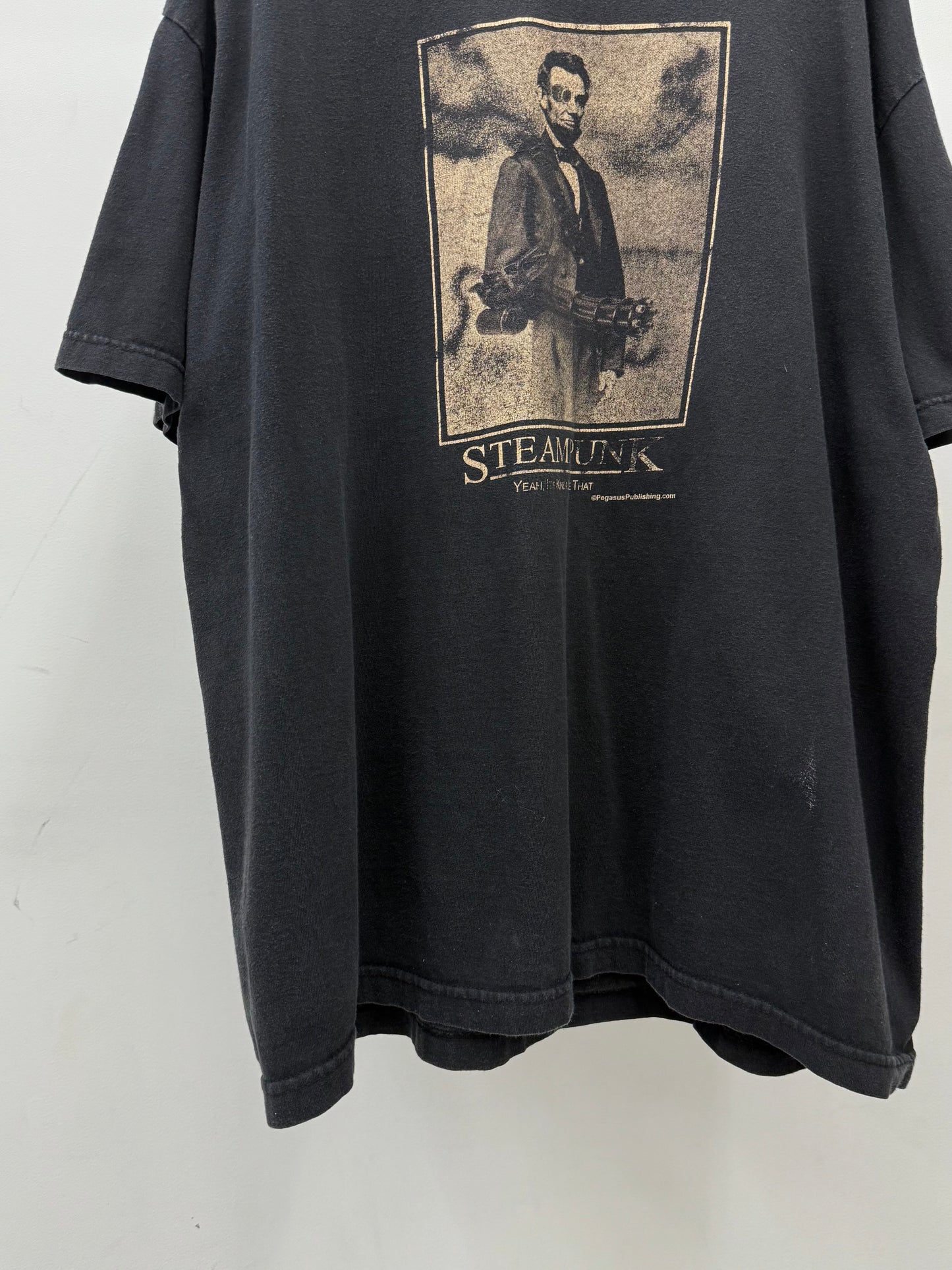 00's Abraham Lincoln t-shirt