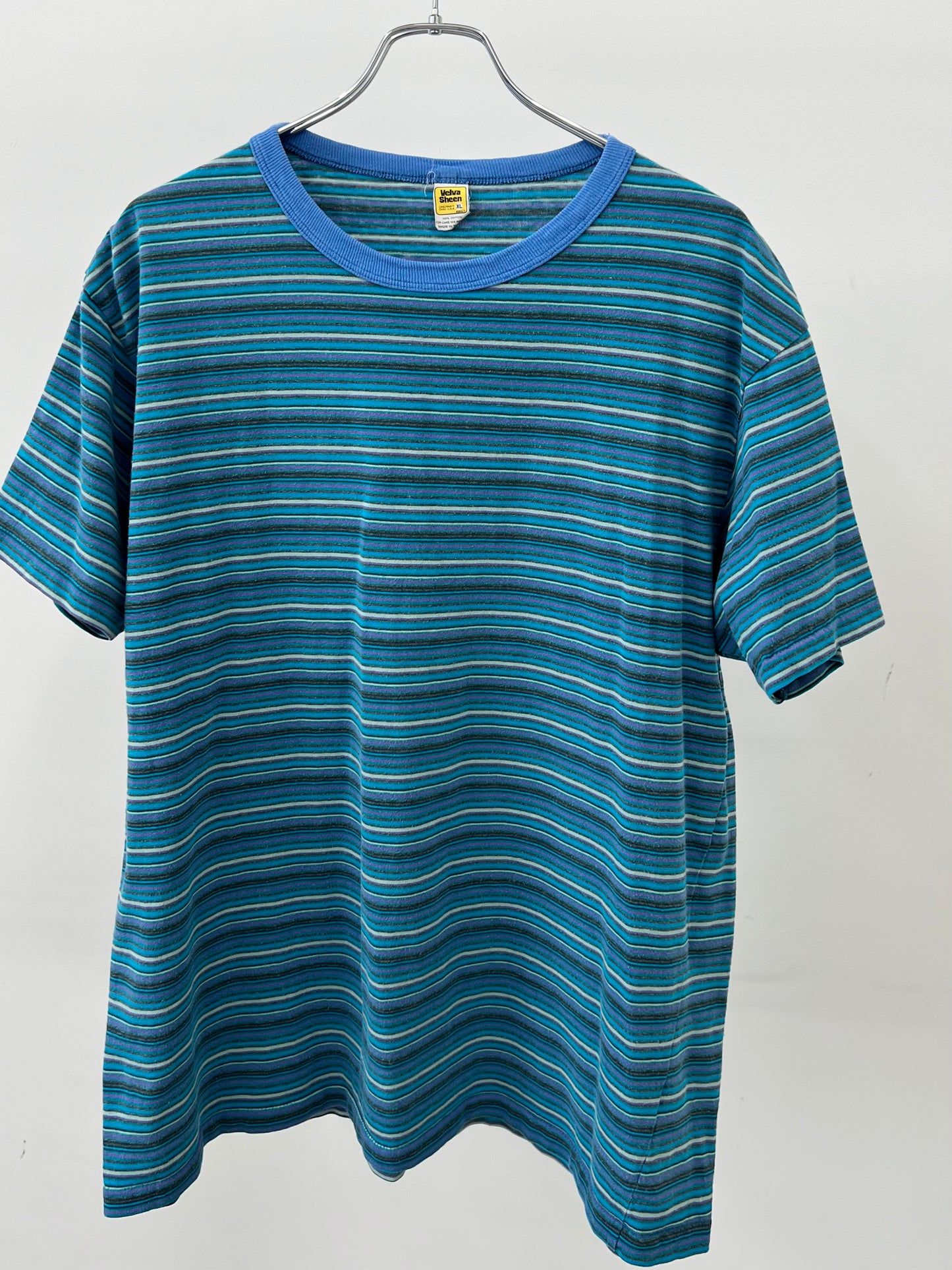 80's Velva Sheen border t-shirt
