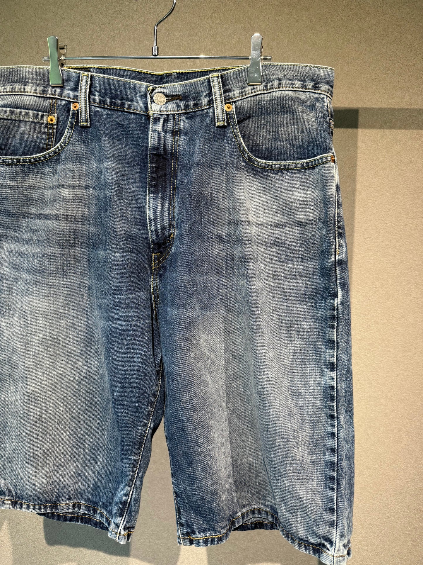00's Levi's 569 denim shorts