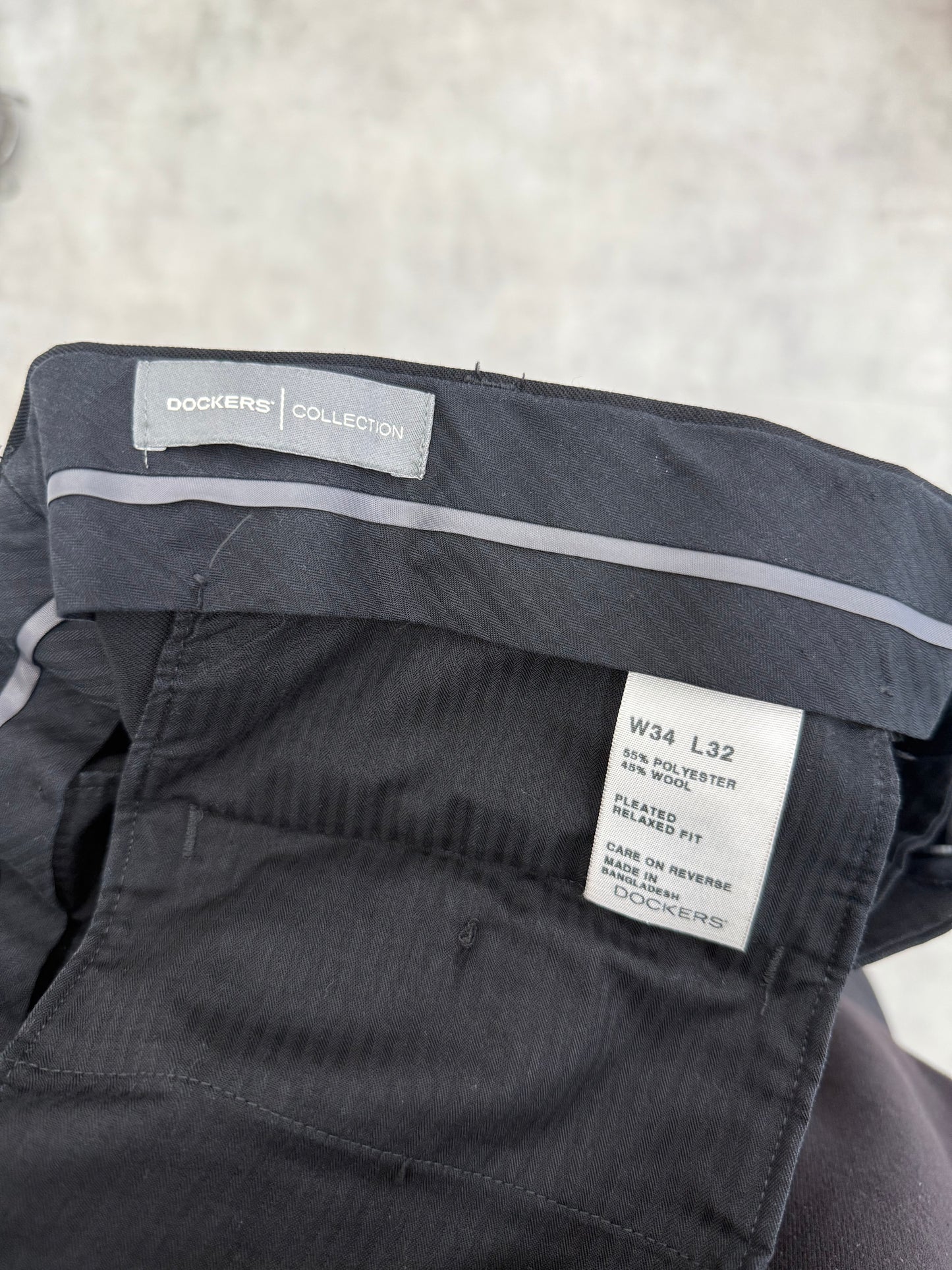 00' DOCKERS slacks