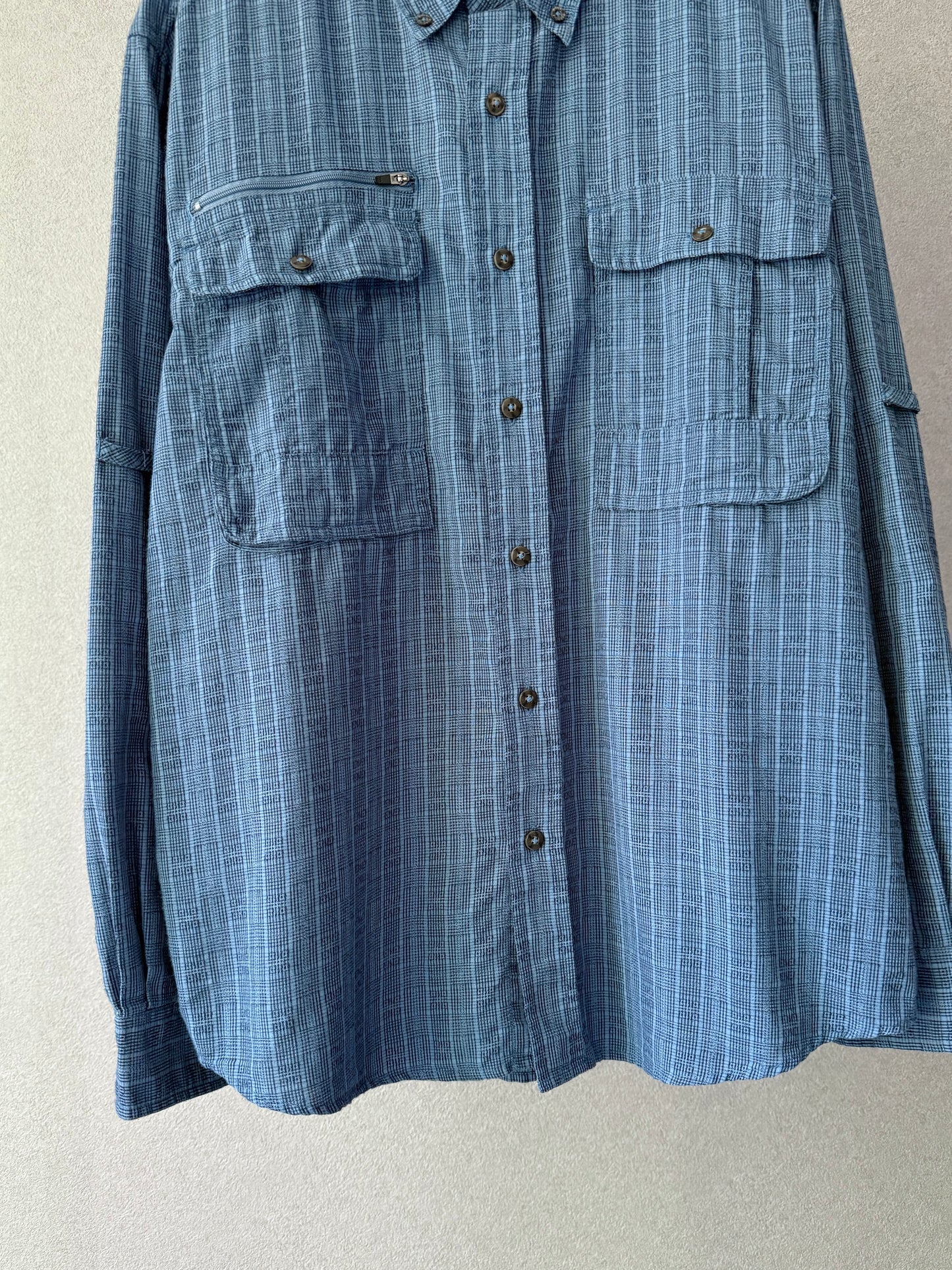 00's ROYAL ROBBINS shirt