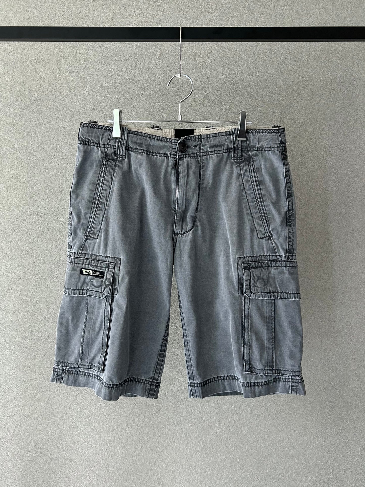 00's MOSSIMO cargo shorts