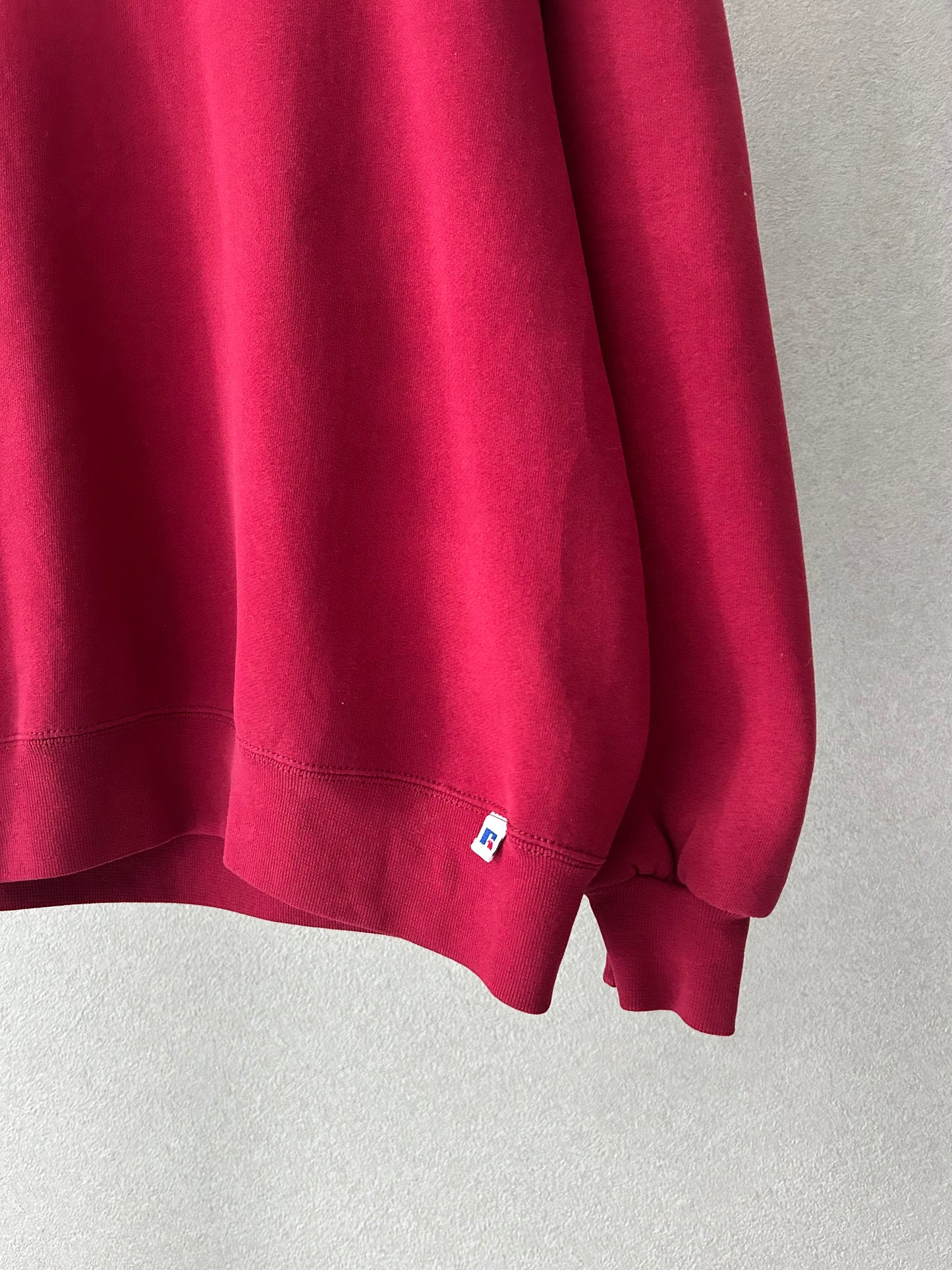 90's RUSSELL ATHLETIC sweater "Made in USA"