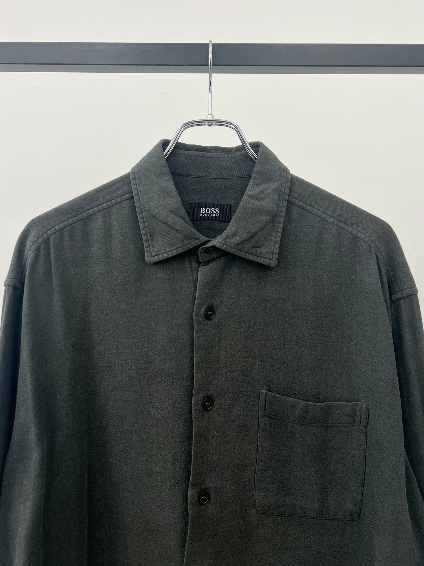 00's HUGO BOSS shirt