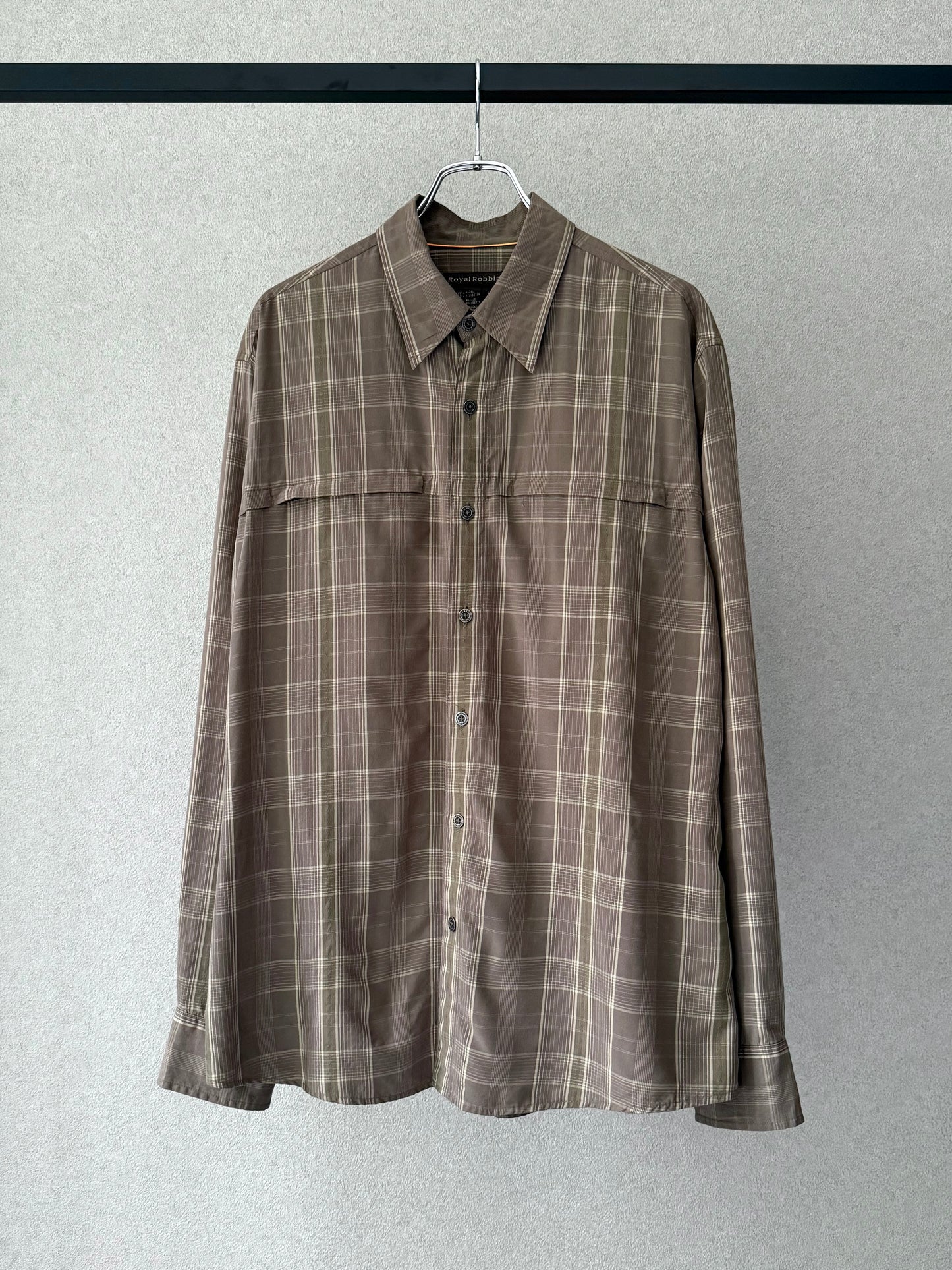 00's ROYAL ROBBINS rayon shirt