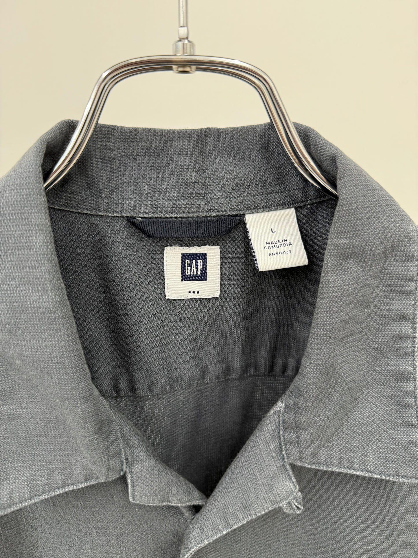 00's GAP open collar shirt