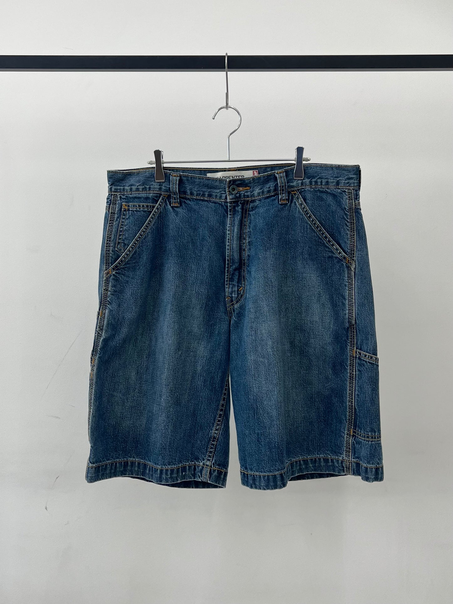 00's Levi's carpenter denim shorts