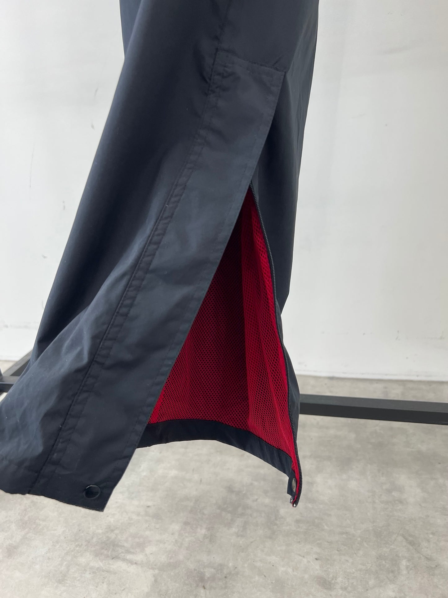 90's〜 ST. JOHN'S BAY nylon pants