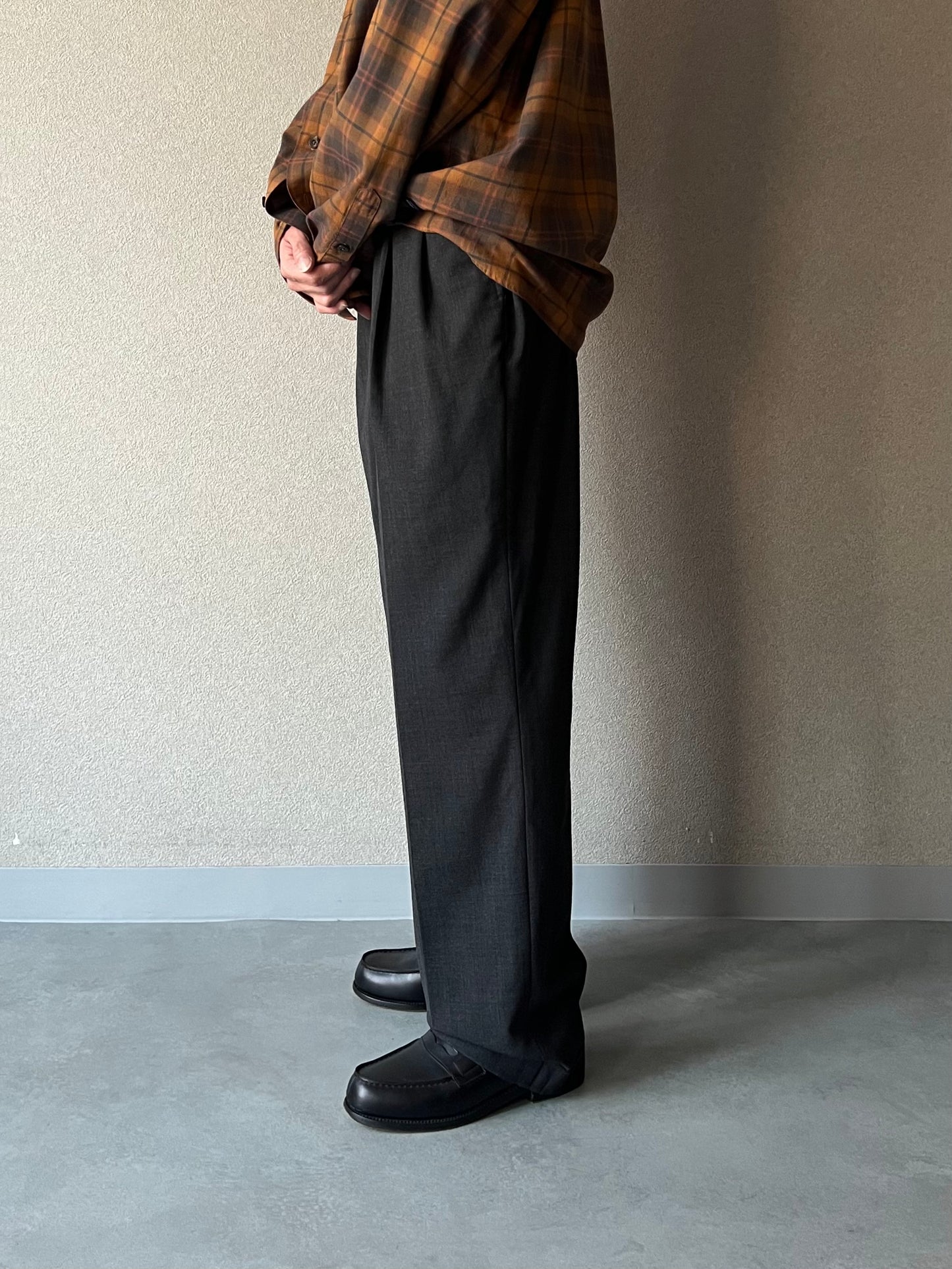 00's BANANA REPUBLIC slacks