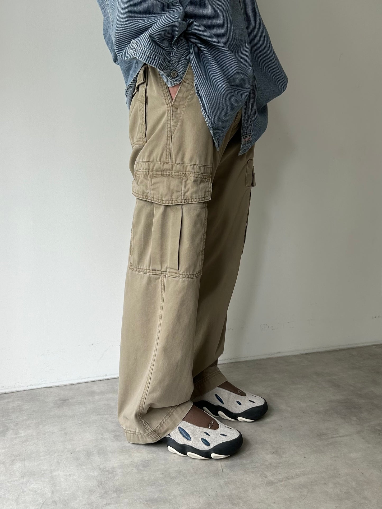00's Levi's chino cargo pants
