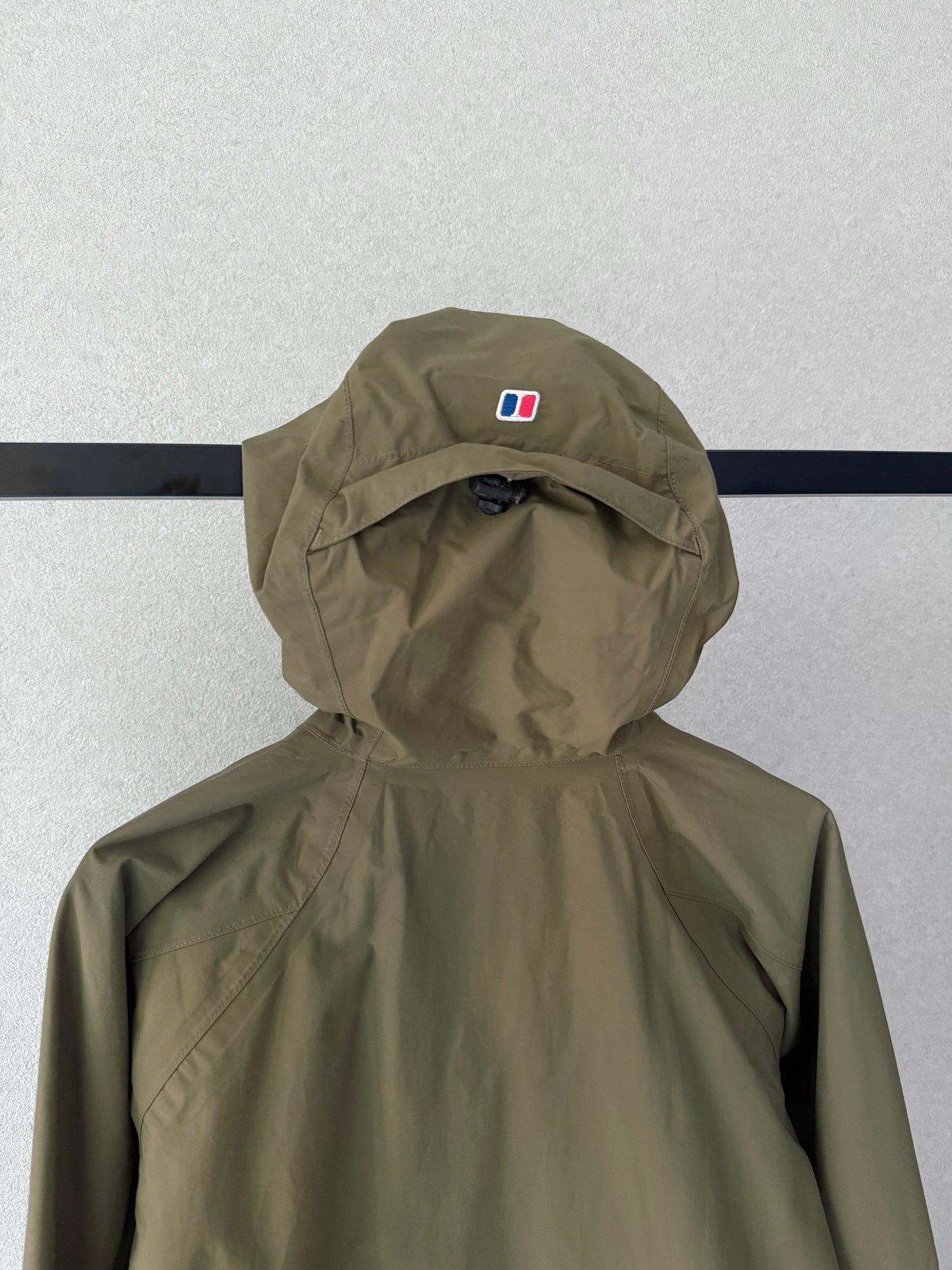 00's berghaus nylon jacket