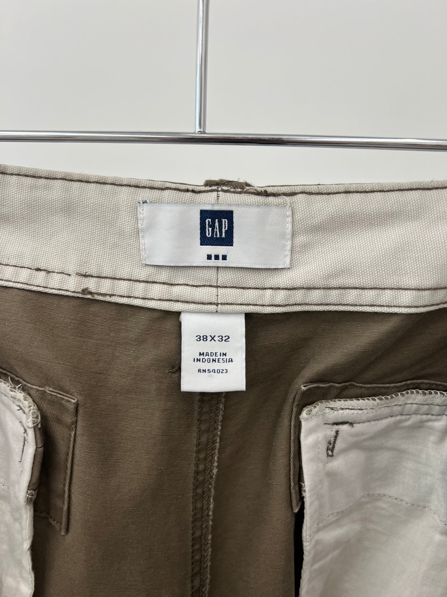00's GAP cargo pants