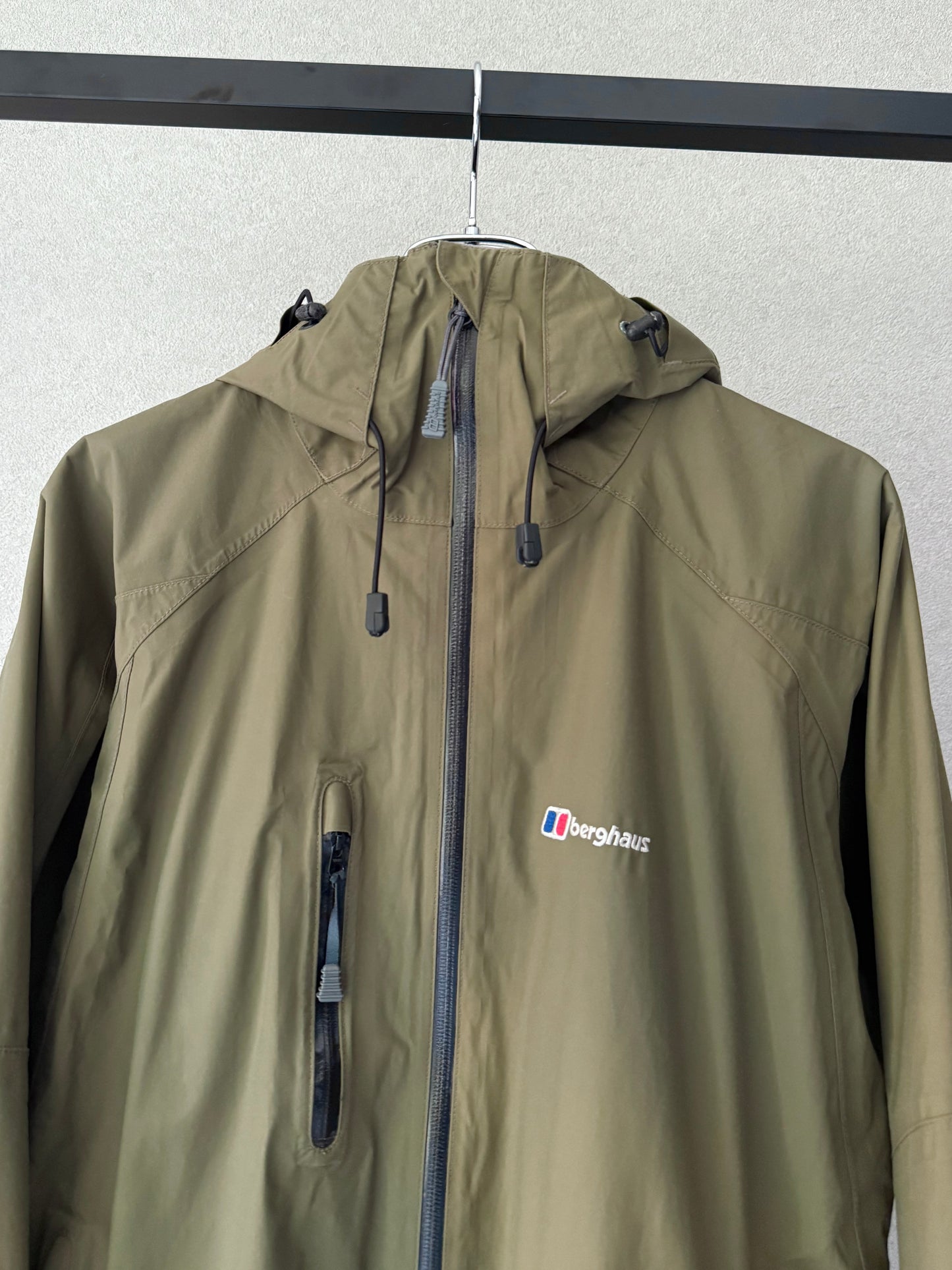00's berghaus nylon jacket