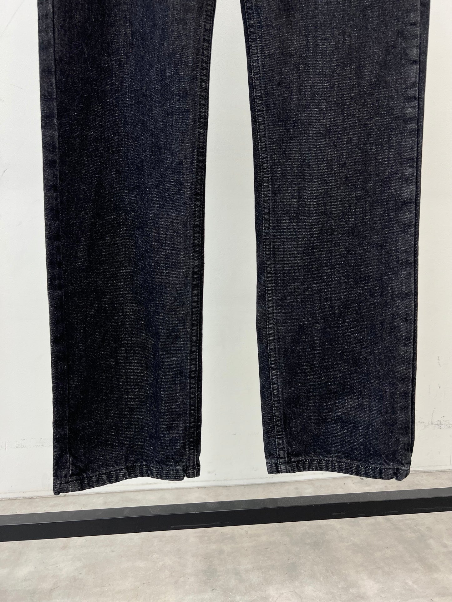 00's Levi's 501 black denim "Yarn Dyed"