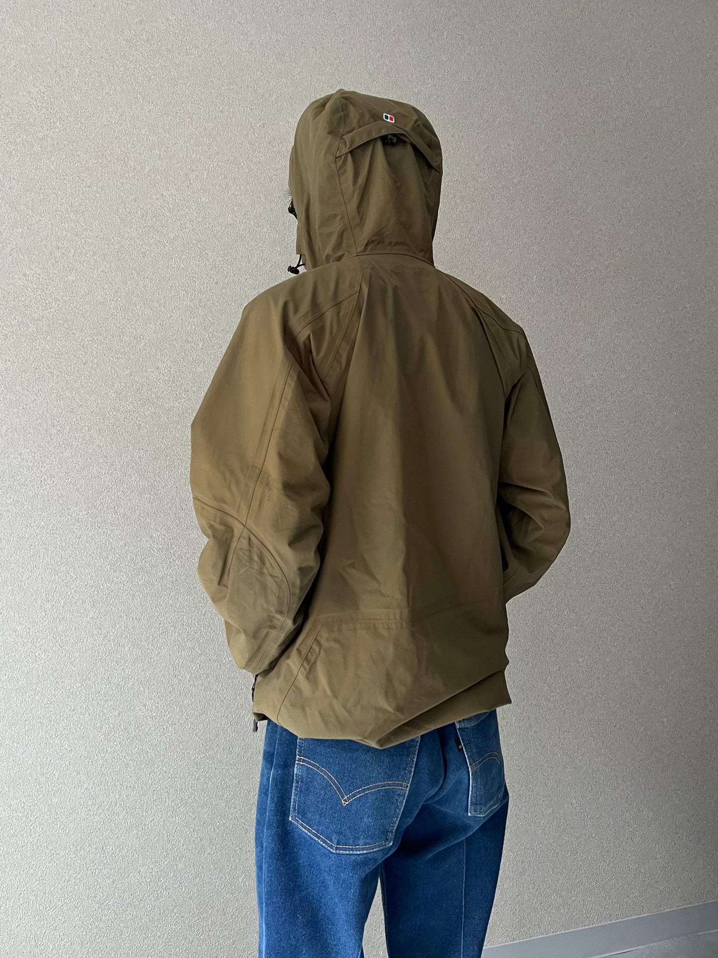 00's berghaus nylon jacket