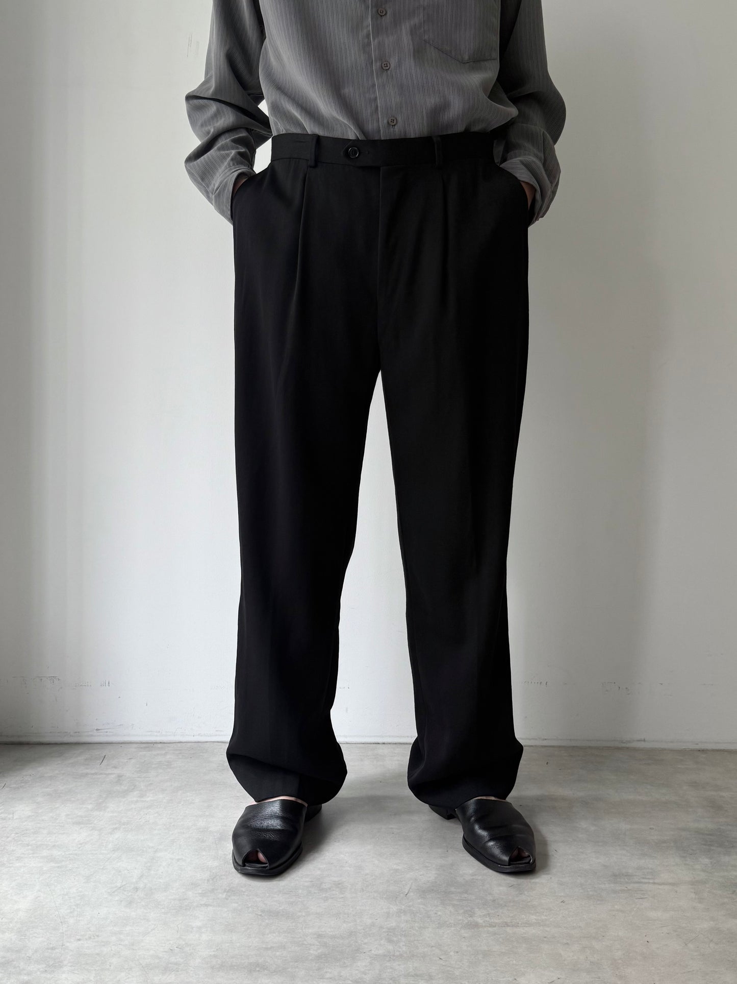 90's DOLCE & GABBANA wool slacks "Made in ITALY"